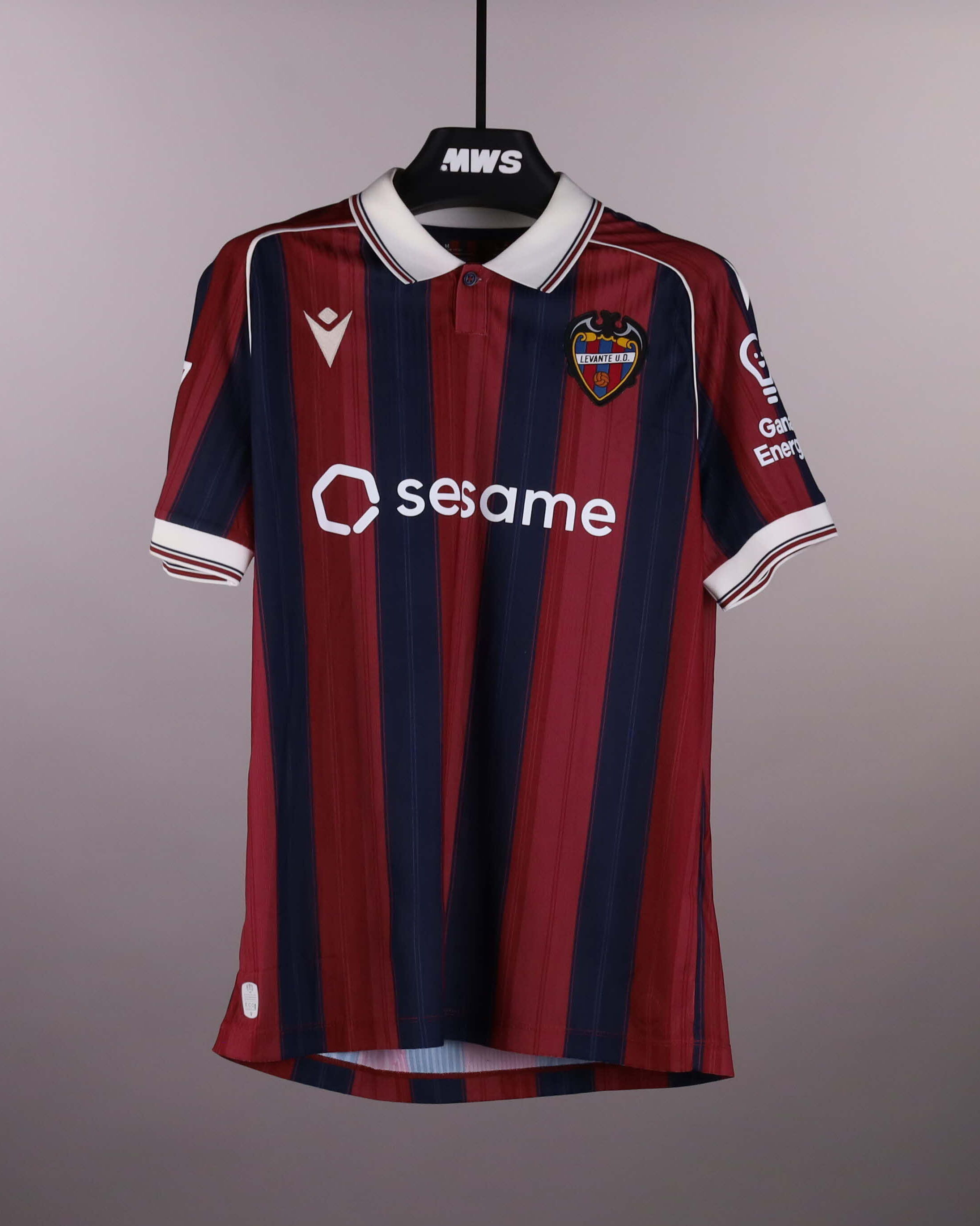 Enzo Bardeli Levante UD jersey