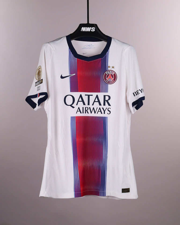 Warren Zaïre-Emery Paris Saint-Germain jersey
