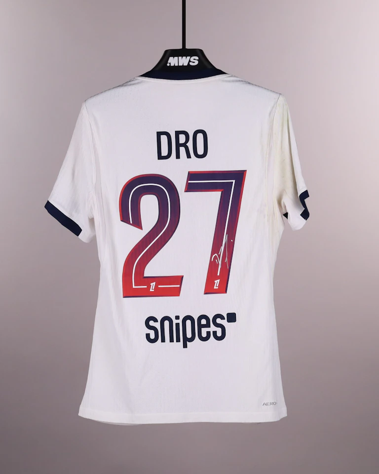 Dro Fernández Paris Saint-Germain jersey