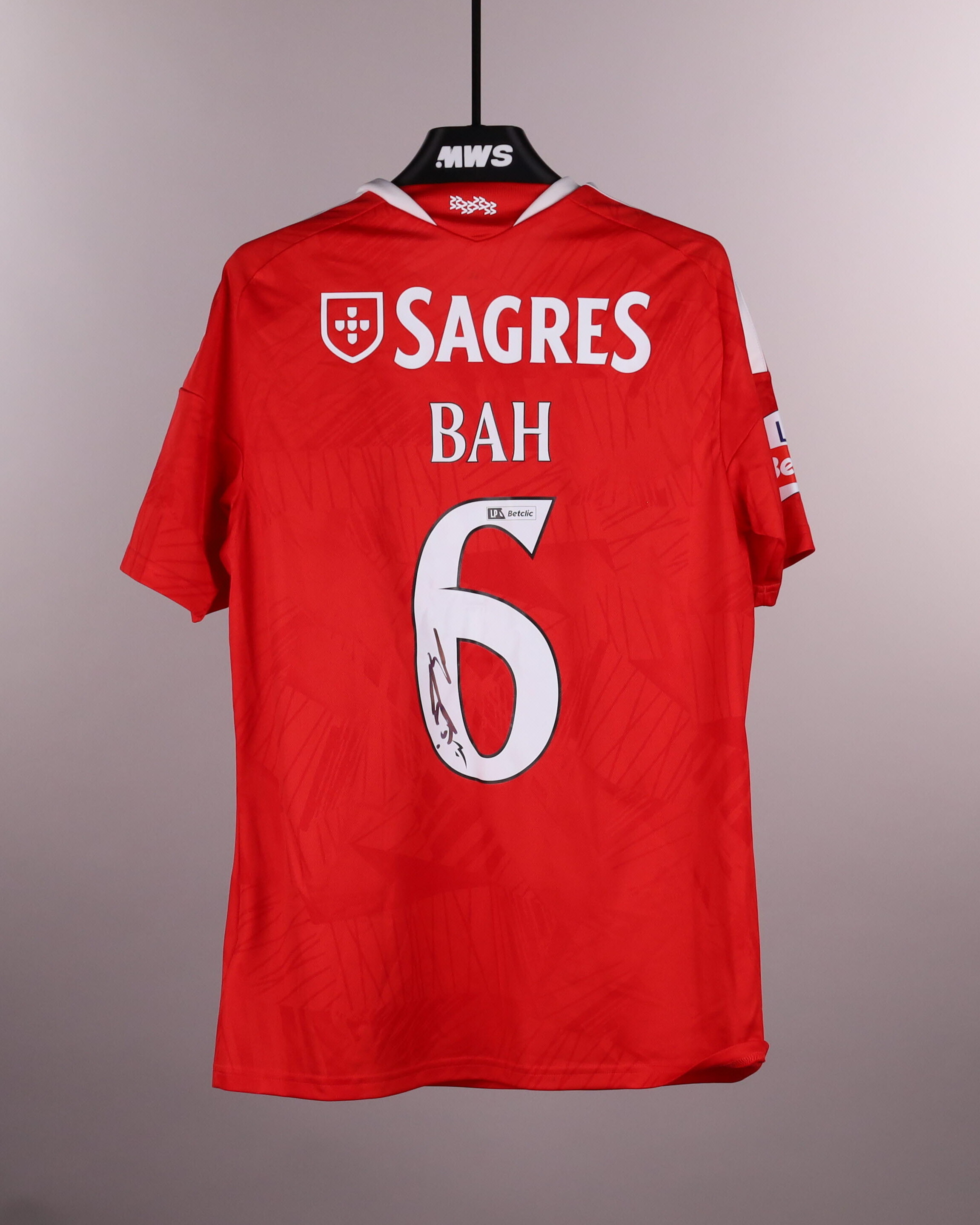 Alexander Bah SL Benfica jersey