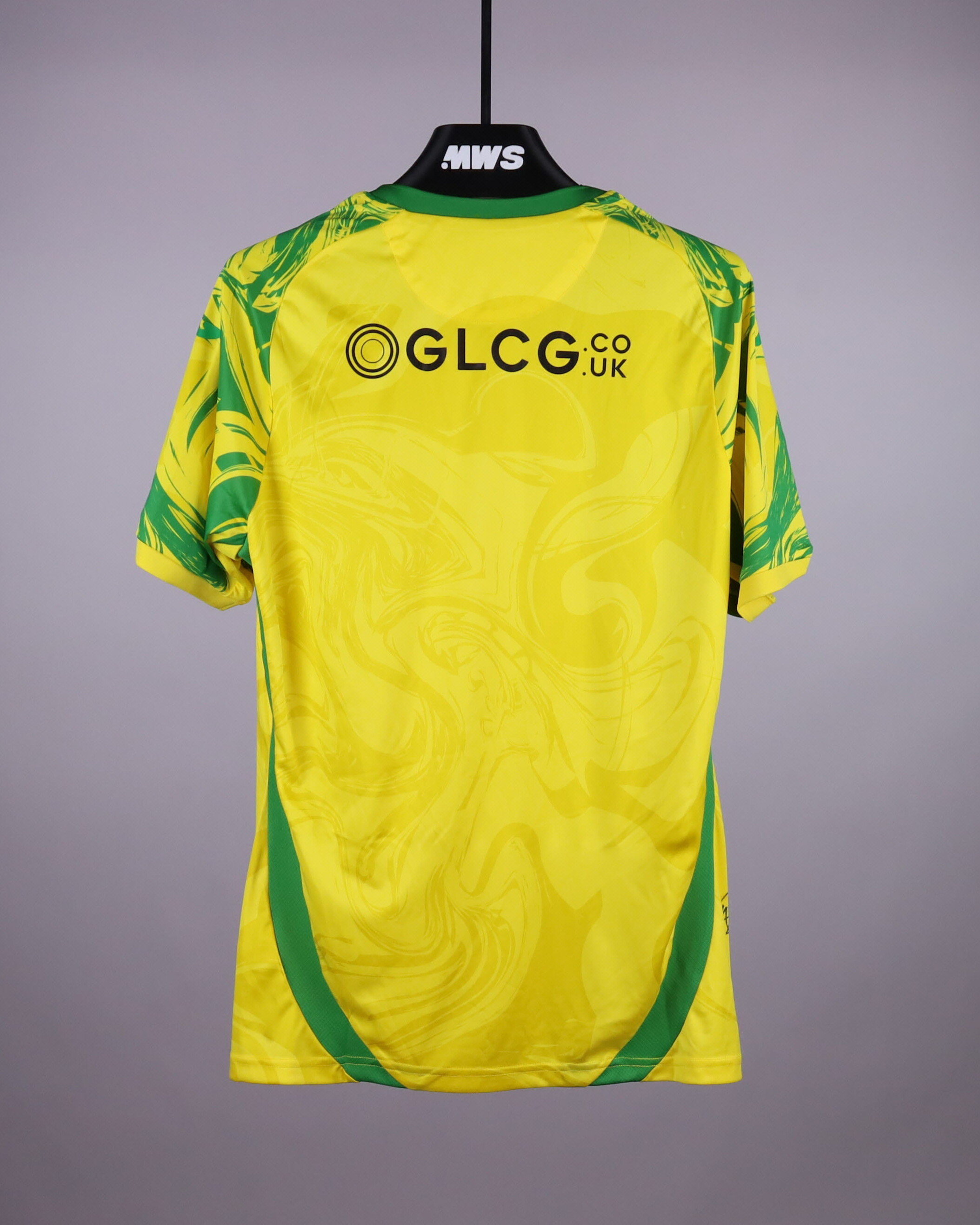 Squad Signed Shirt - 3