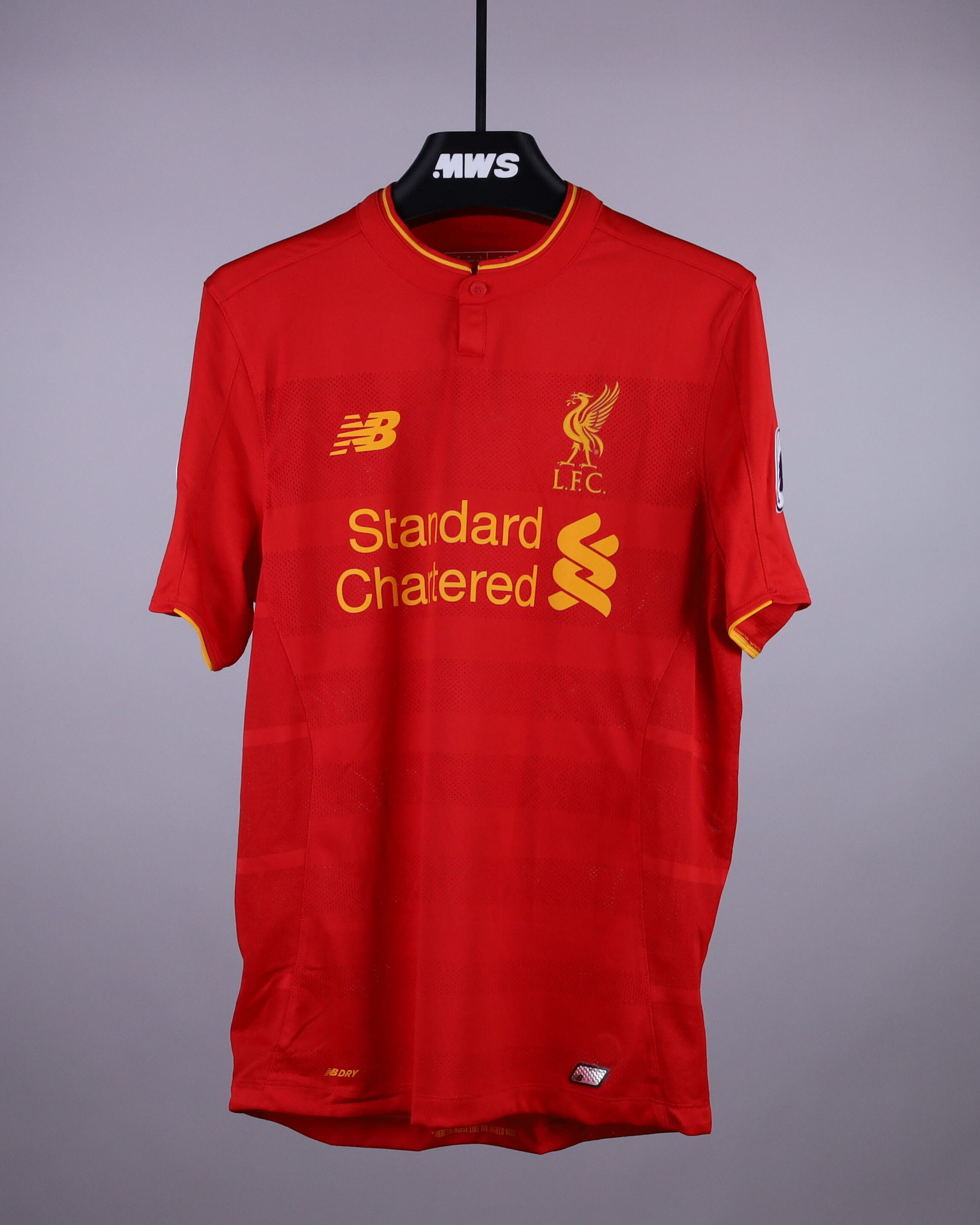 Georginio Wijnaldum Liverpool shirt