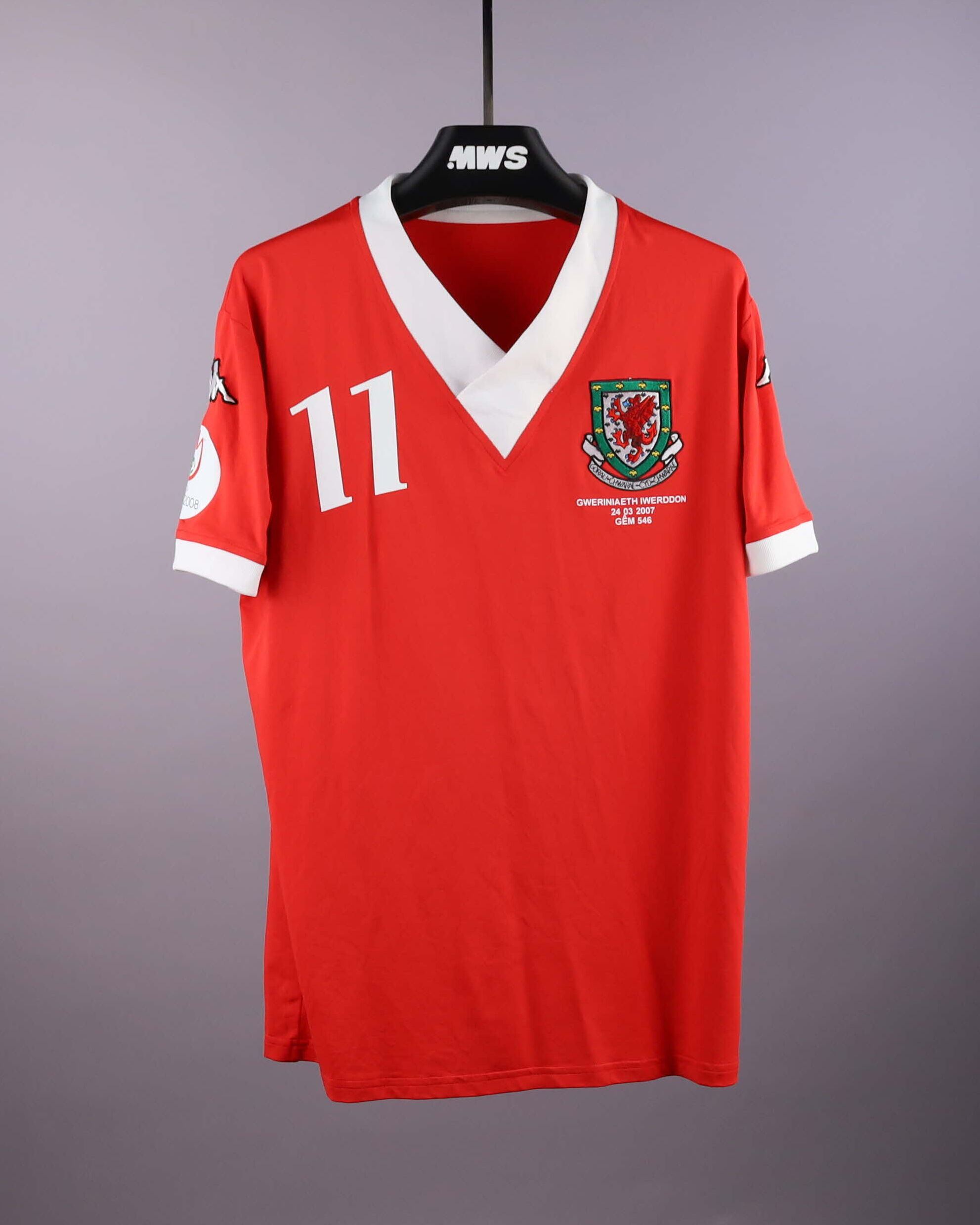 Ryan Giggs Wales shirt