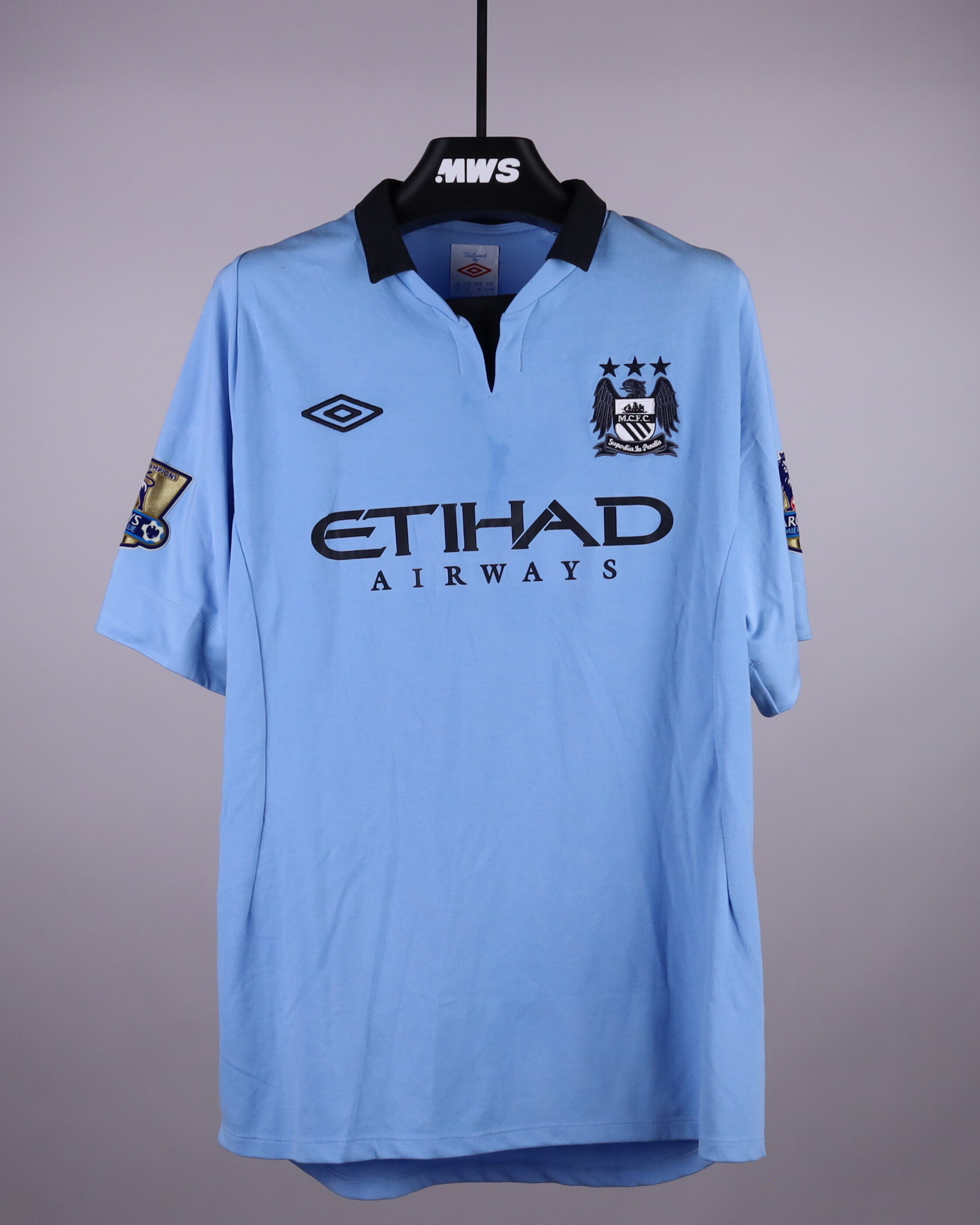 Yaya Touré Manchester City shirt