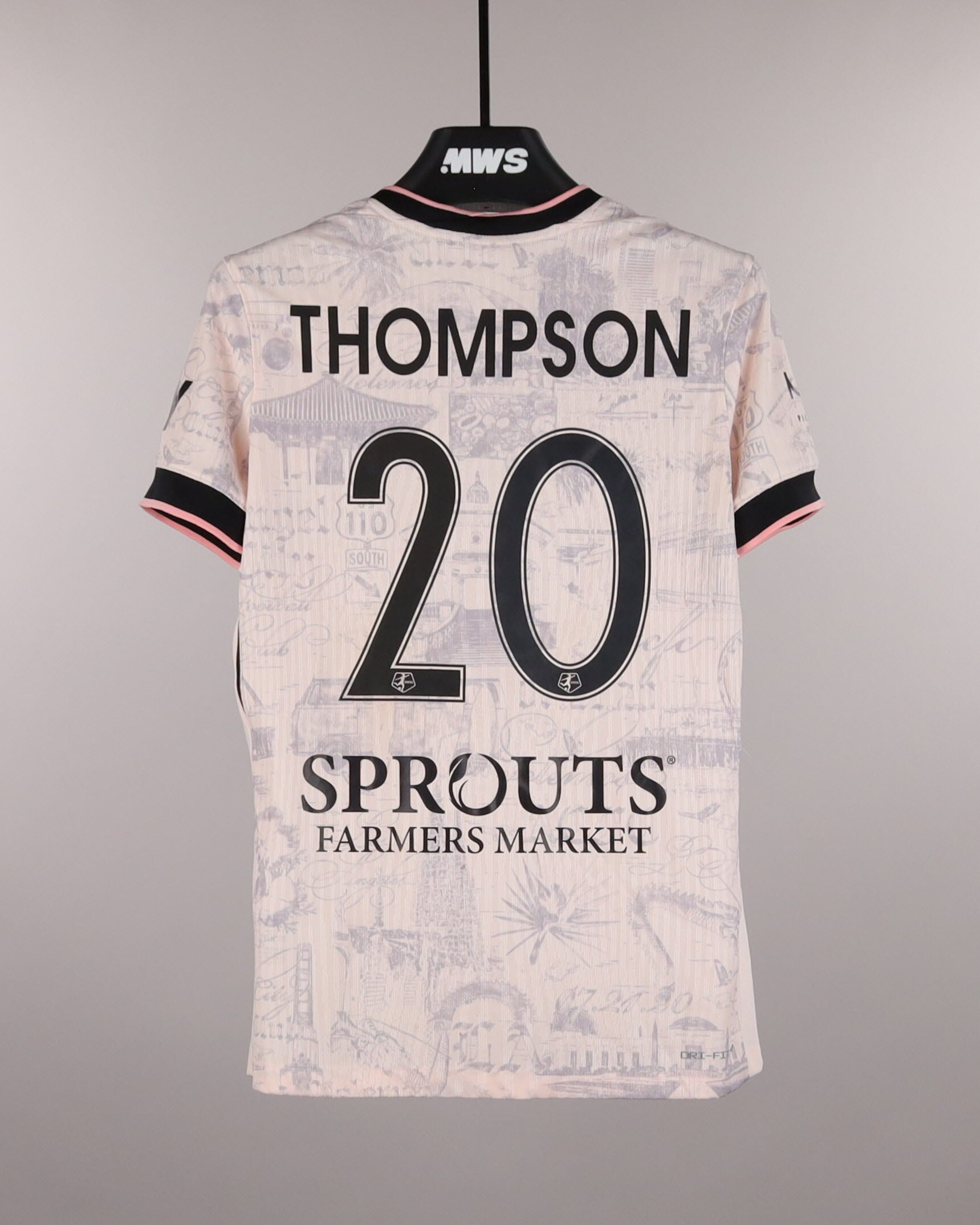 Gisele Thompson Angel City FC jersey