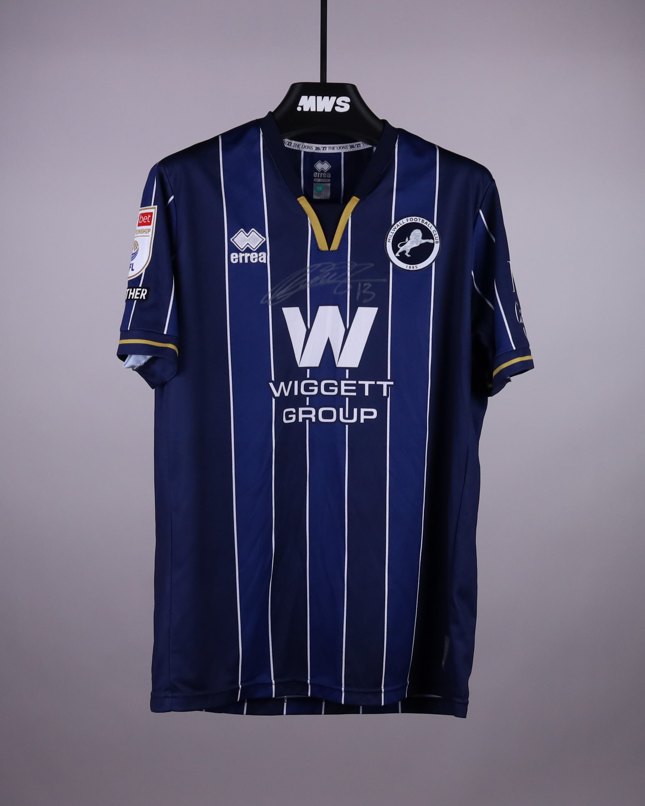 Lyndon Dykes  Millwall shirt