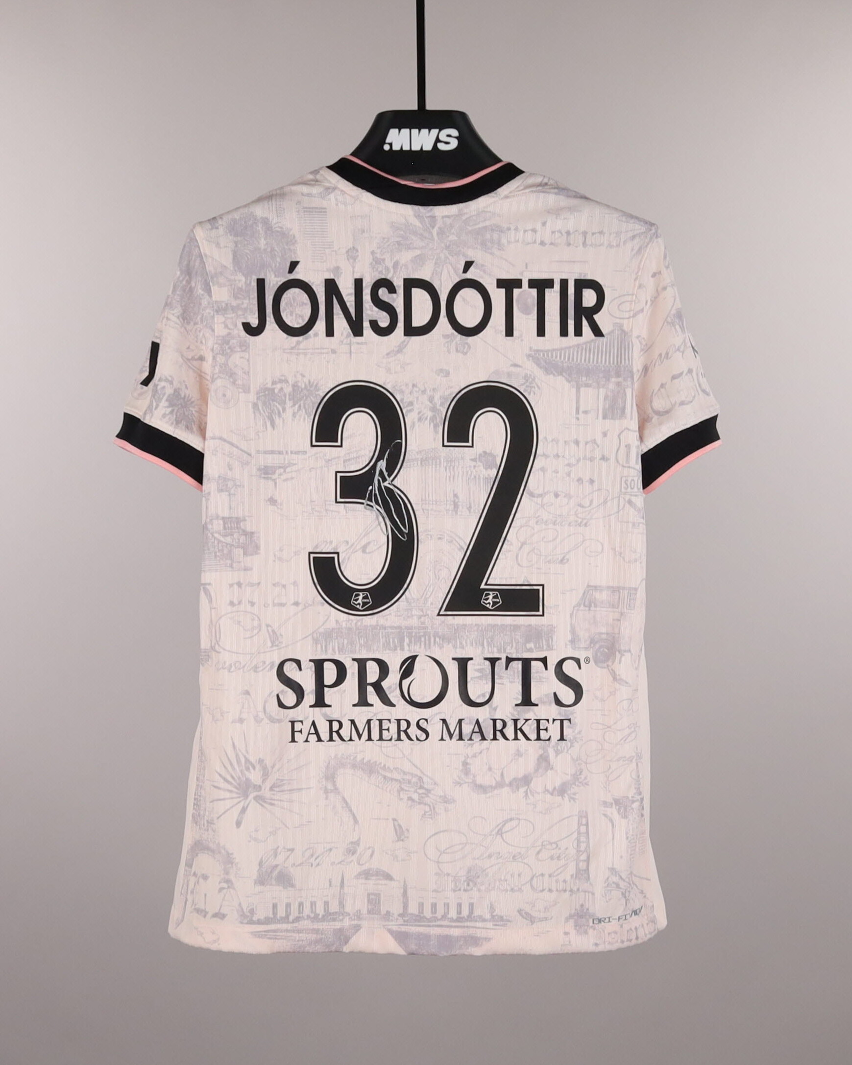 Sveindís Jónsdóttir Angel City FC jersey