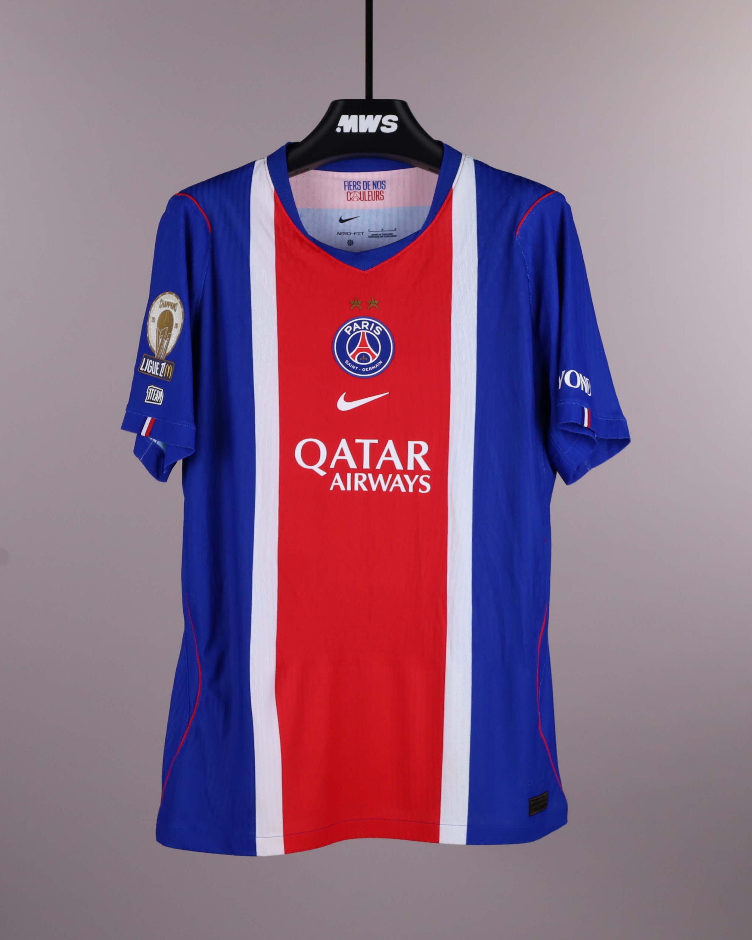 Lucas Hernández Paris Saint-Germain shirt