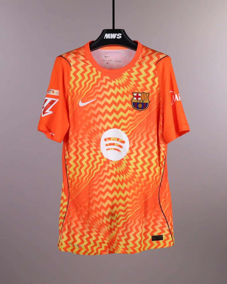 Joan García FC Barcelona shirt