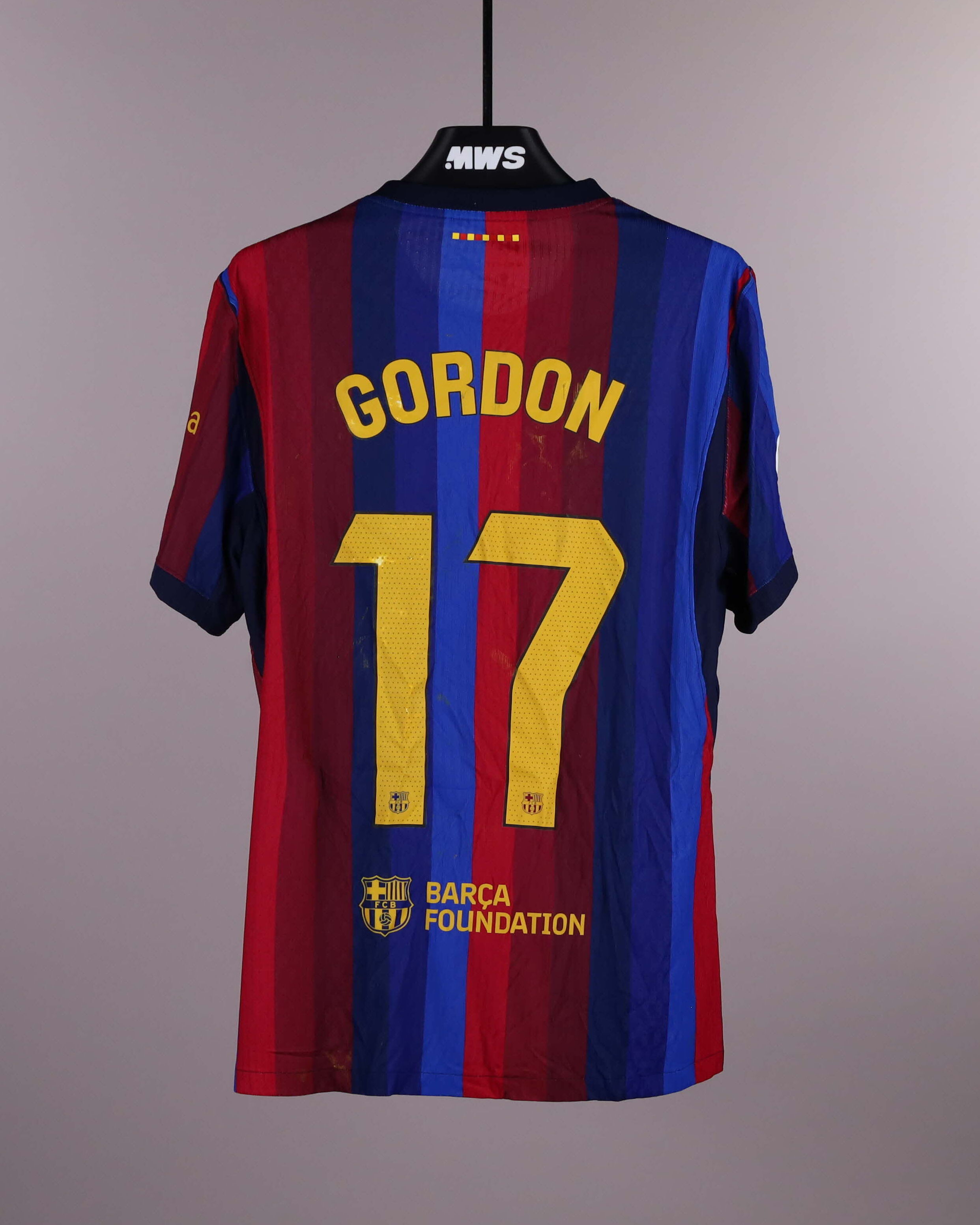 Anthony Gordon FC Barcelona shirt
