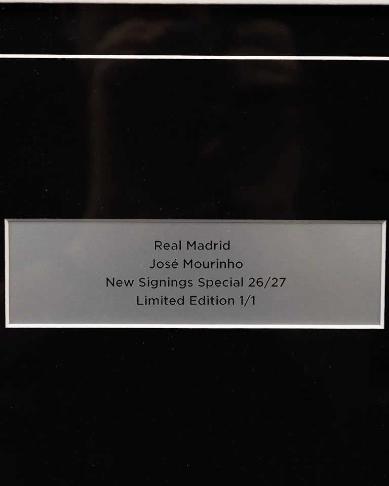 Limited Edition Framed José Mourinho Shirt