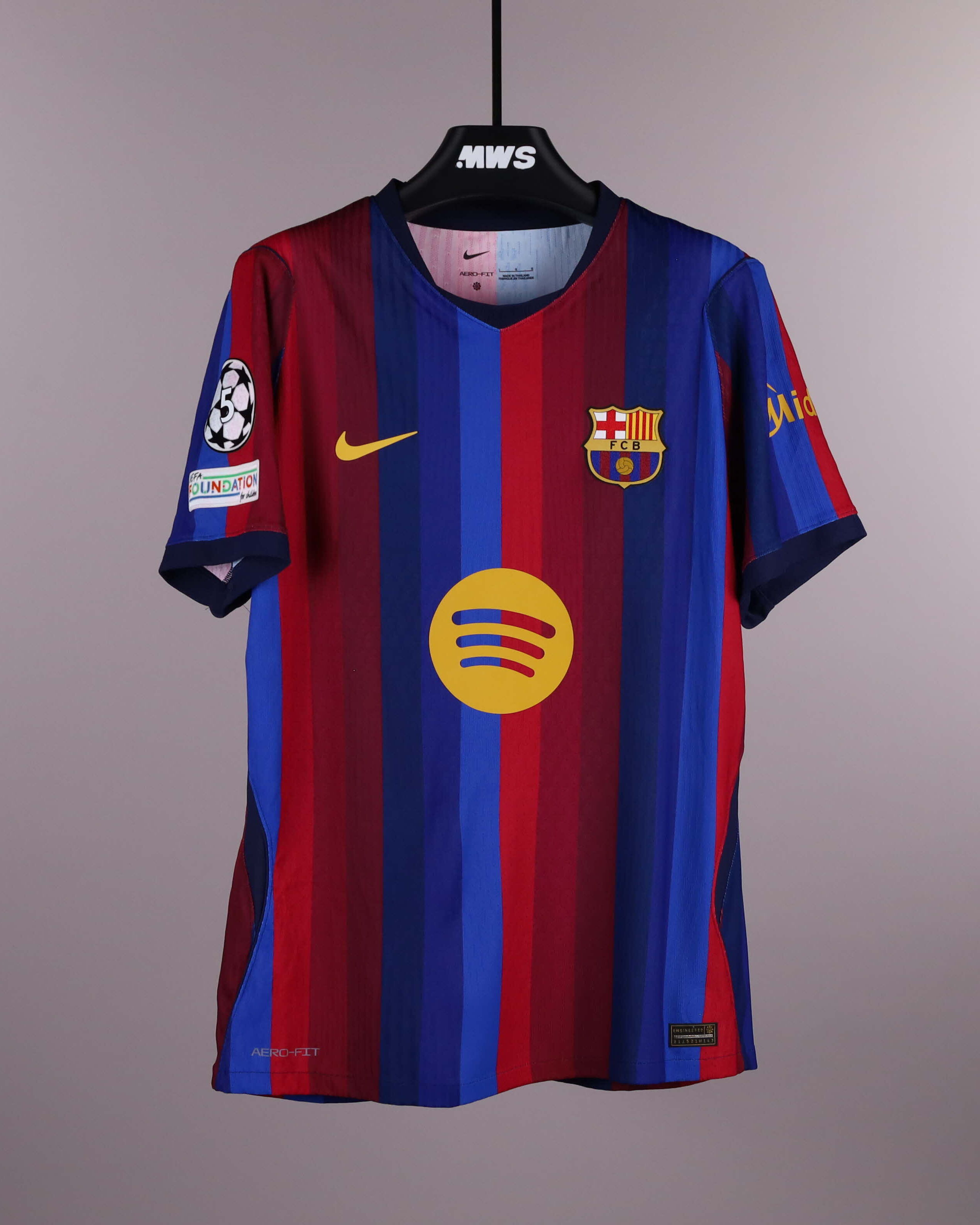 Karim Adeyemi FC Barcelona shirt