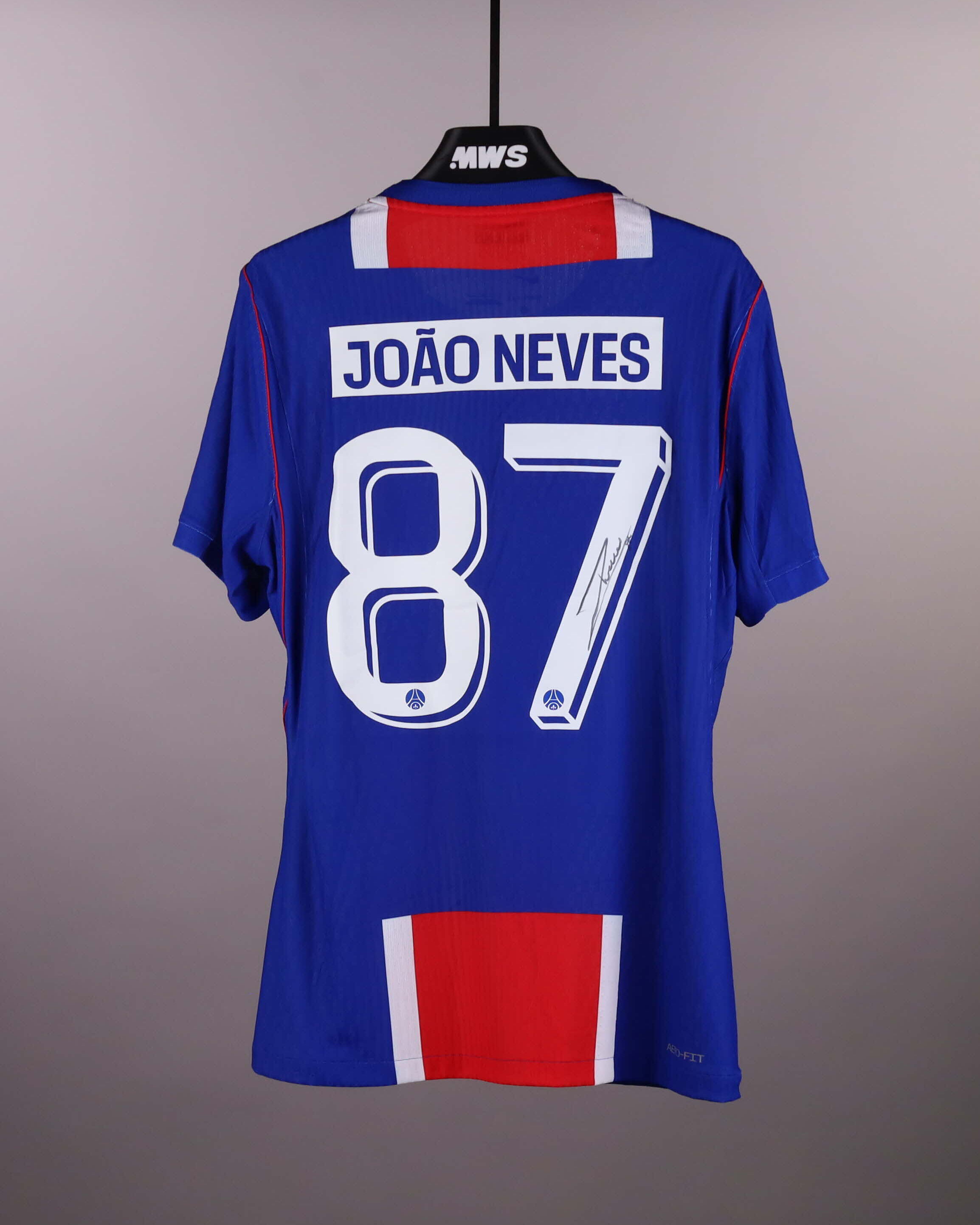 João Neves Paris Saint-Germain shirt