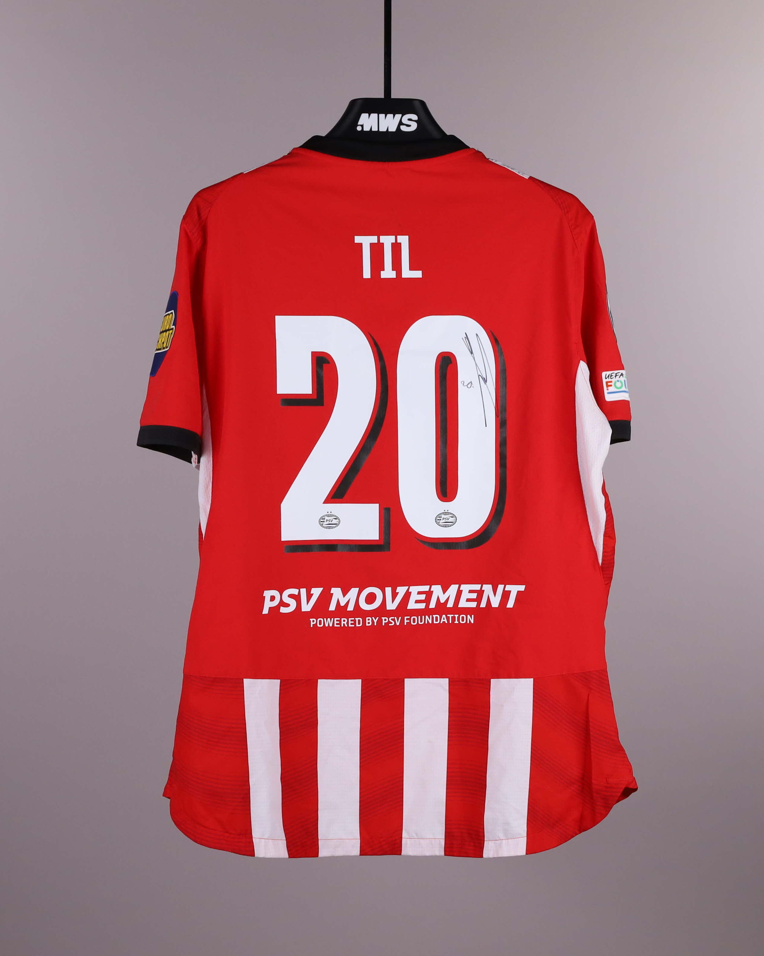 Guus Til PSV jersey