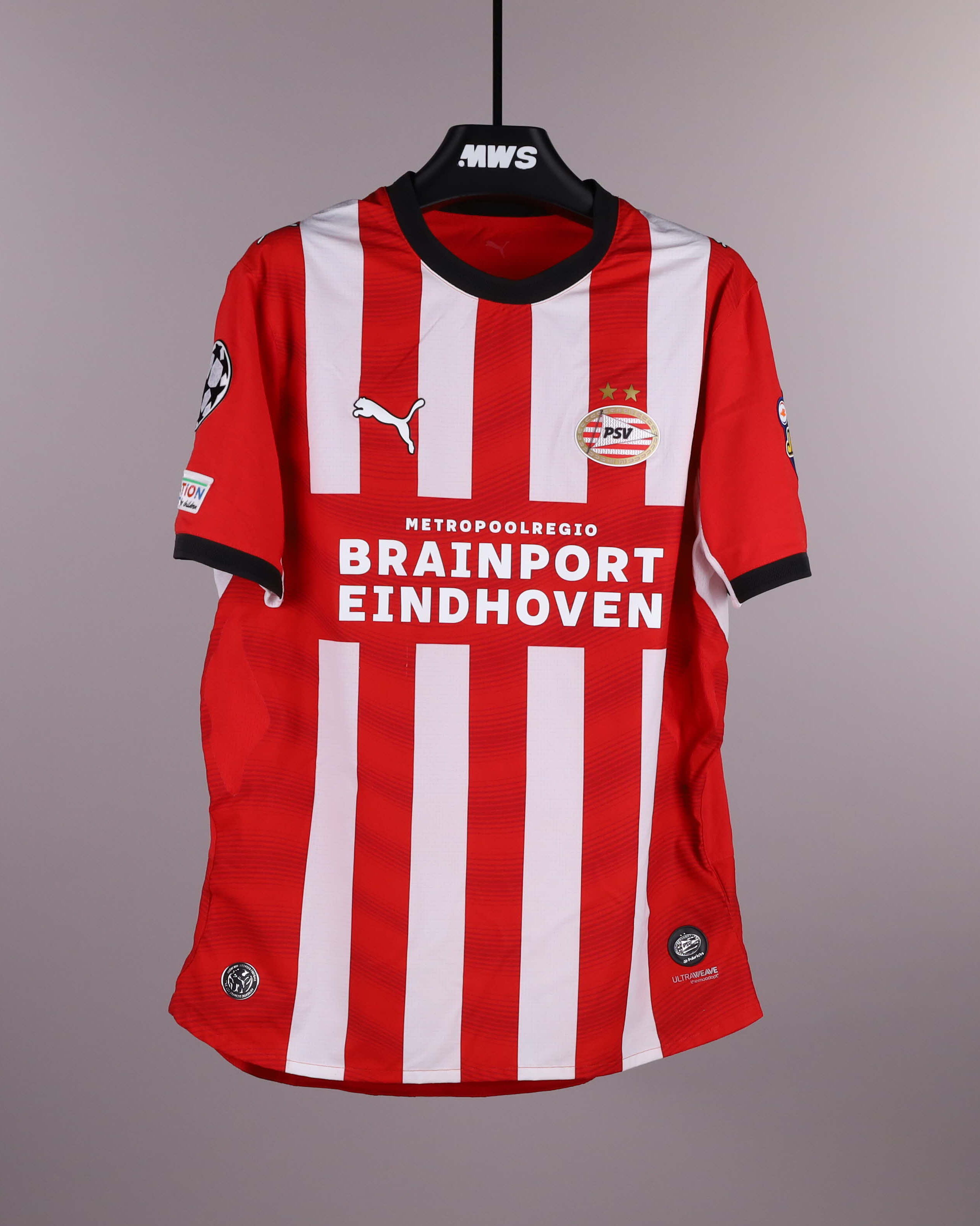 Guus Til PSV jersey