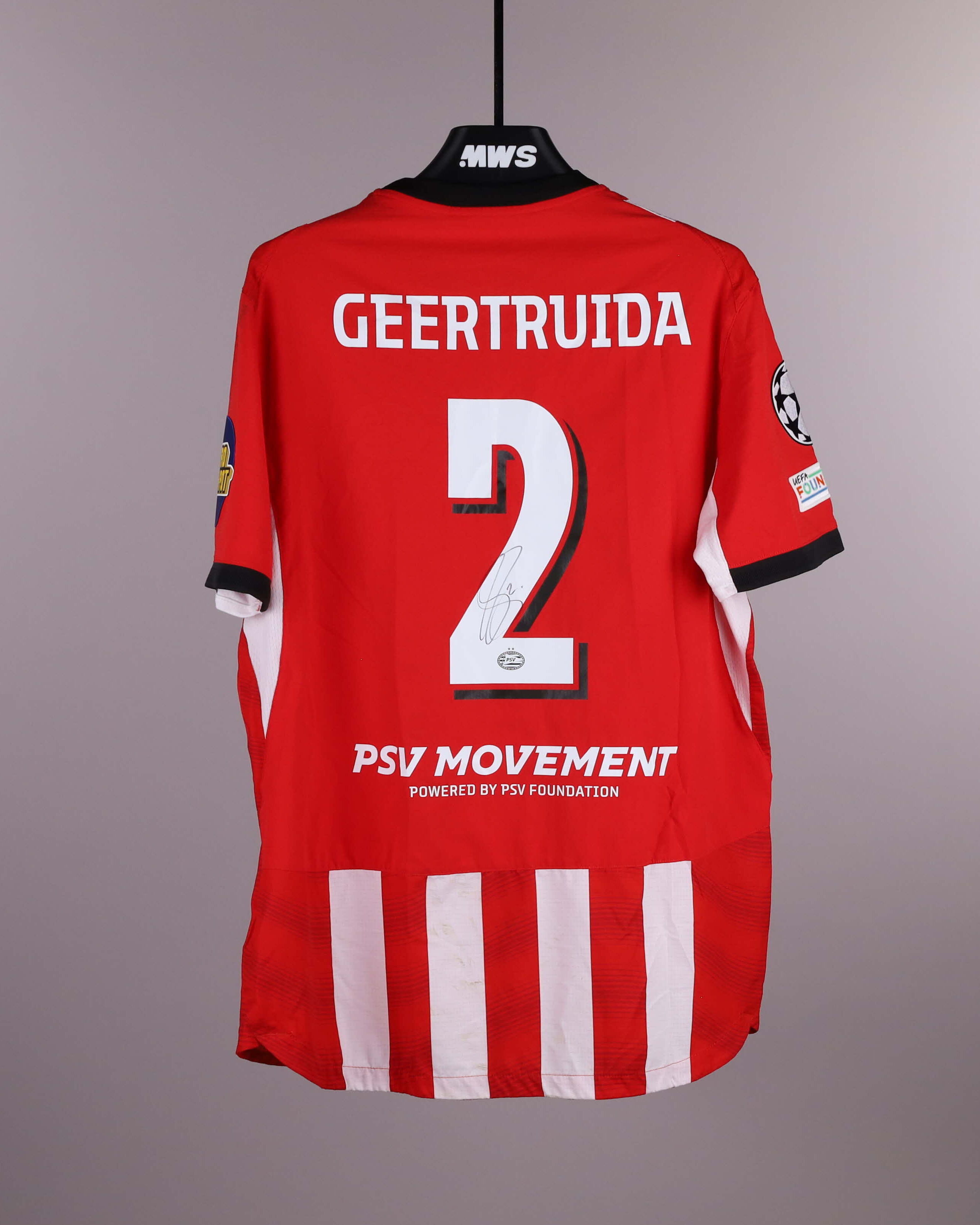Lutsharel Geertruida PSV jersey