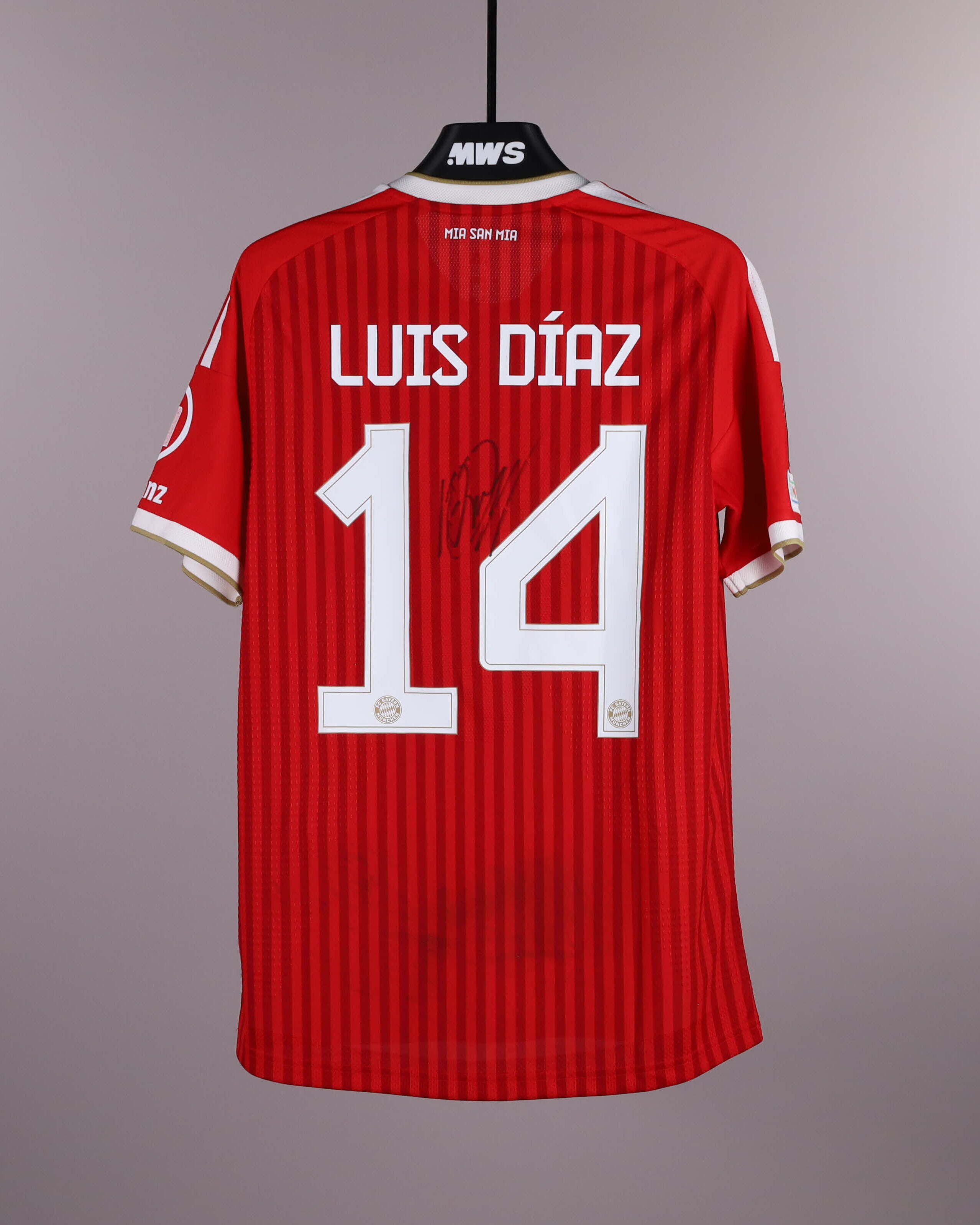 Luis Díaz FC Bayern München shirt