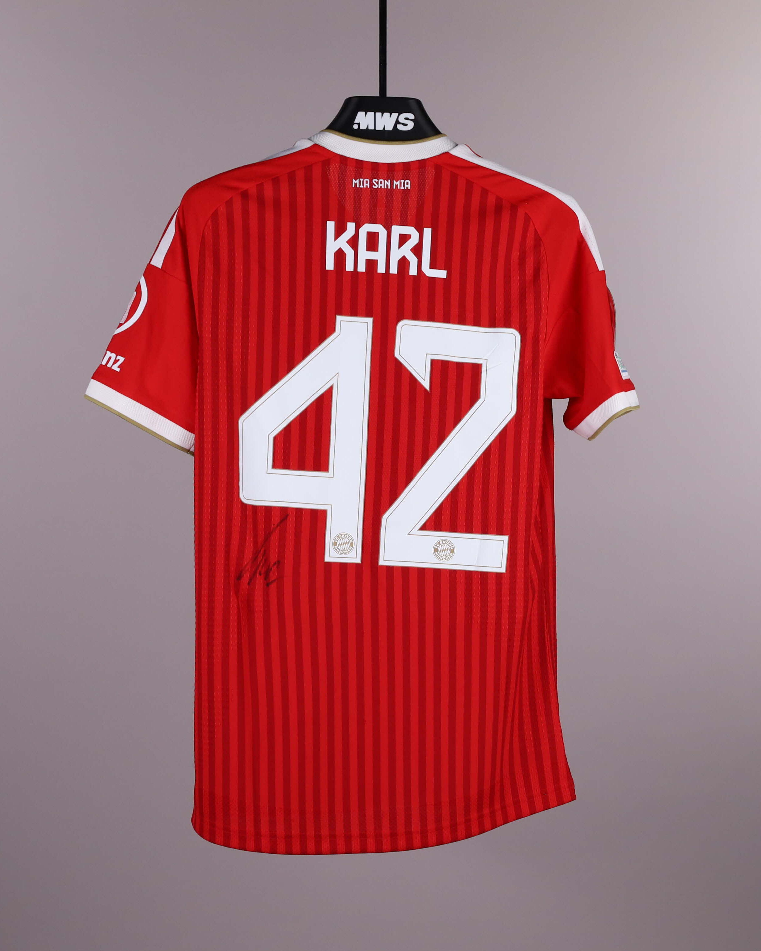 Lennart Karl FC Bayern München shirt