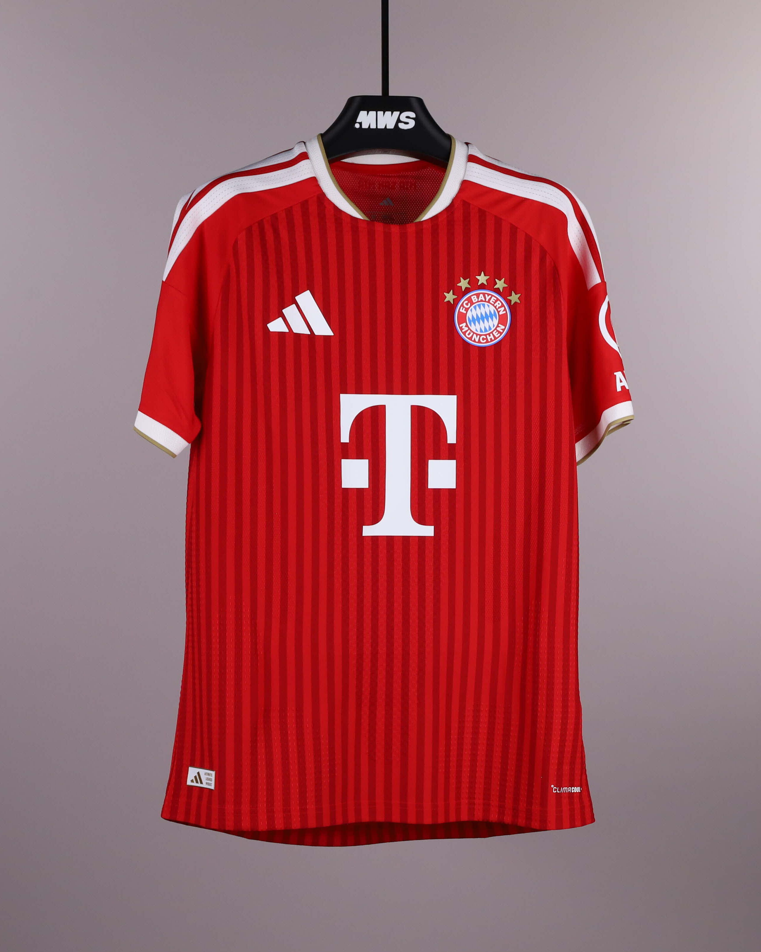 Tom Bischof FC Bayern München shirt