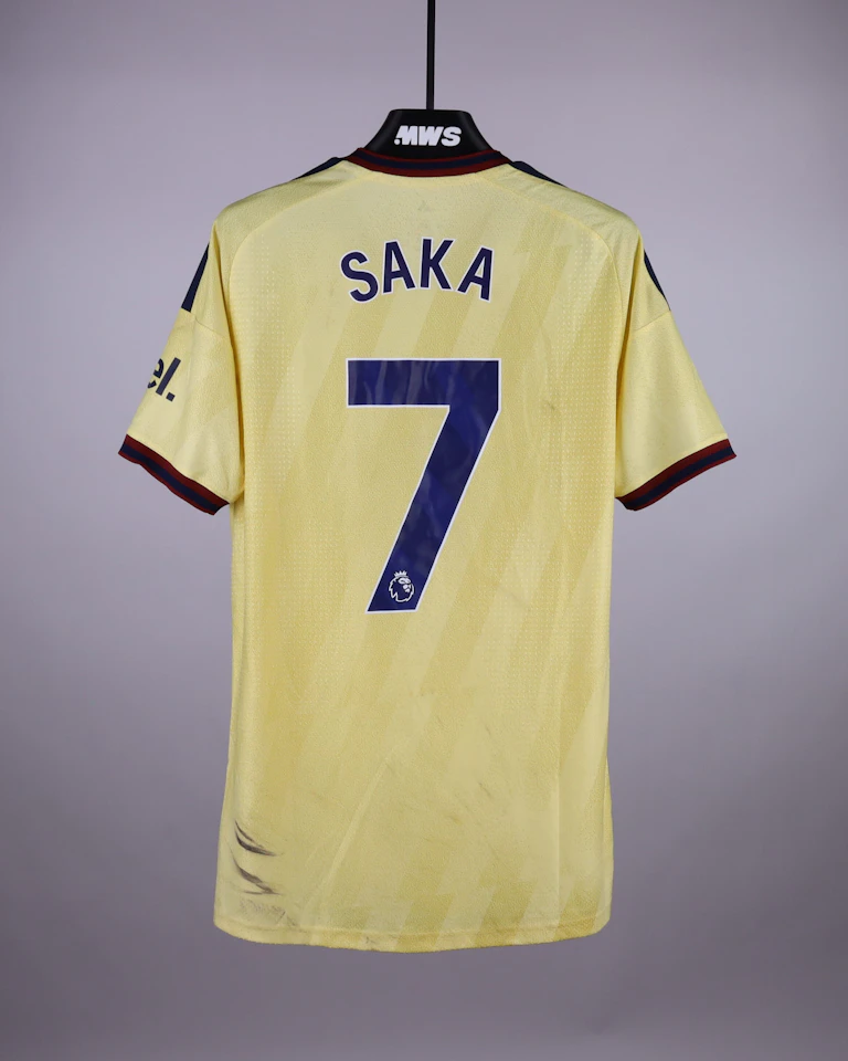 Bukayo Saka Arsenal shirt