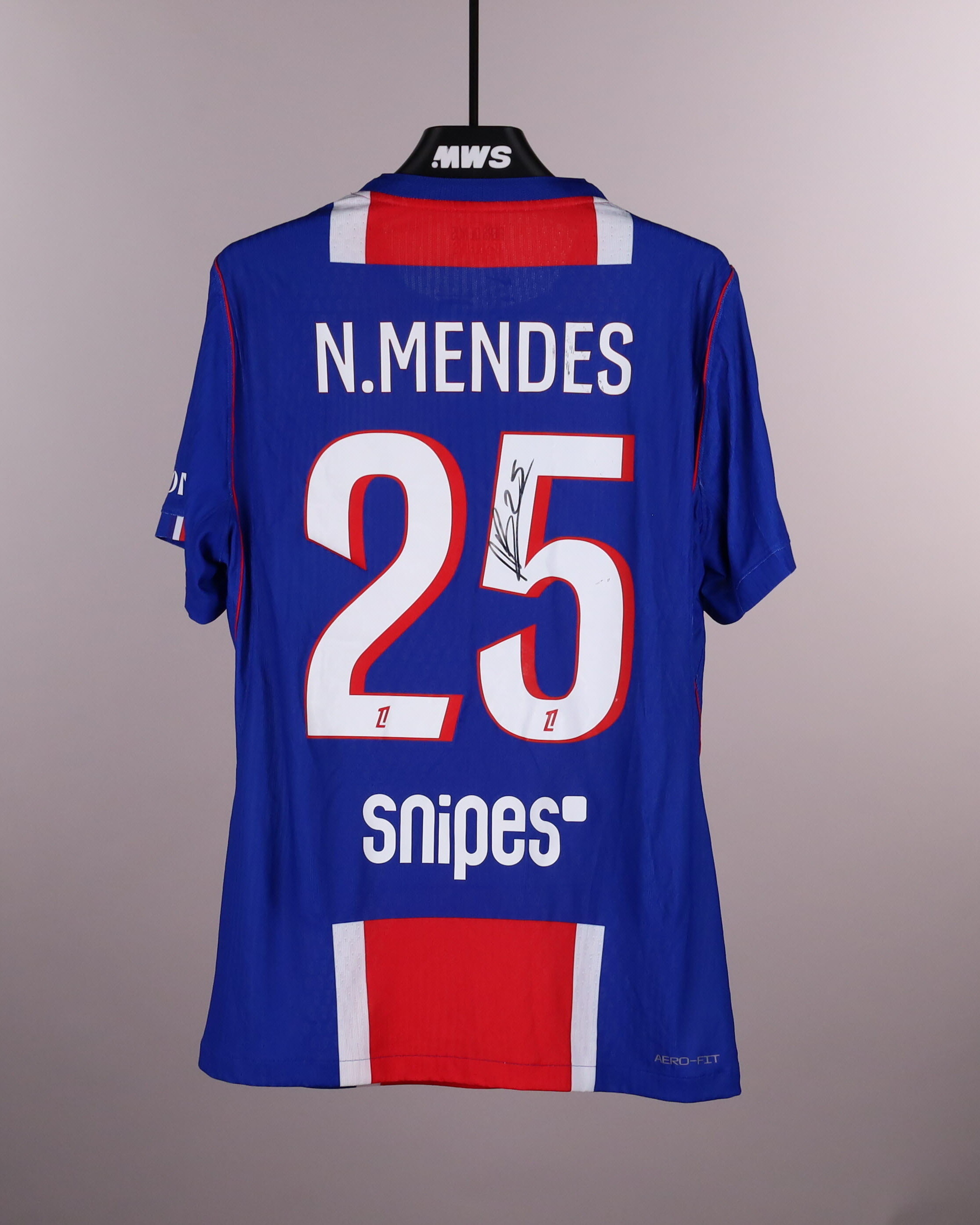 Nuno Mendes Paris Saint-Germain shirt