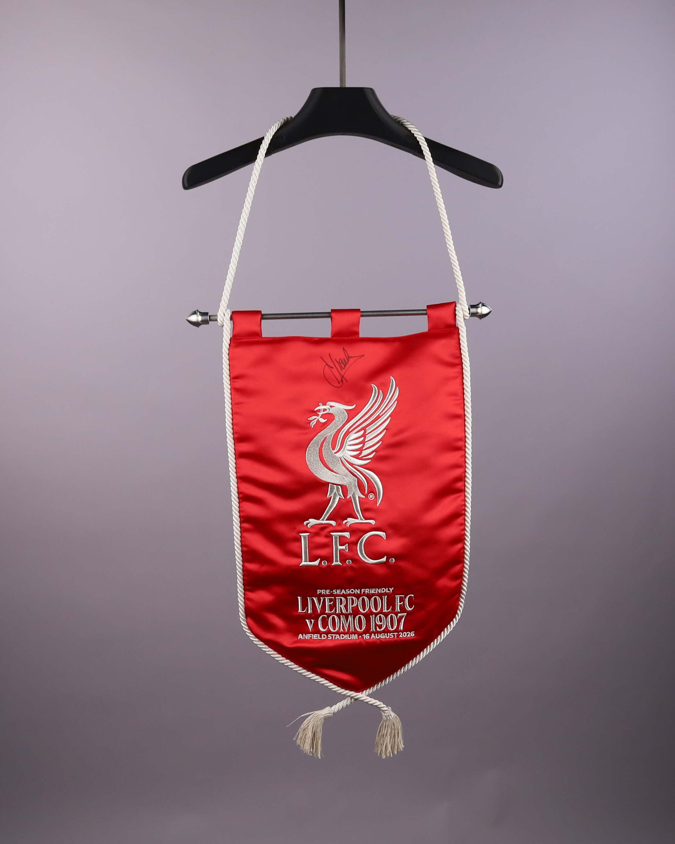 Camiseta Liverpool vs Como | Signed Pennant Liverpool