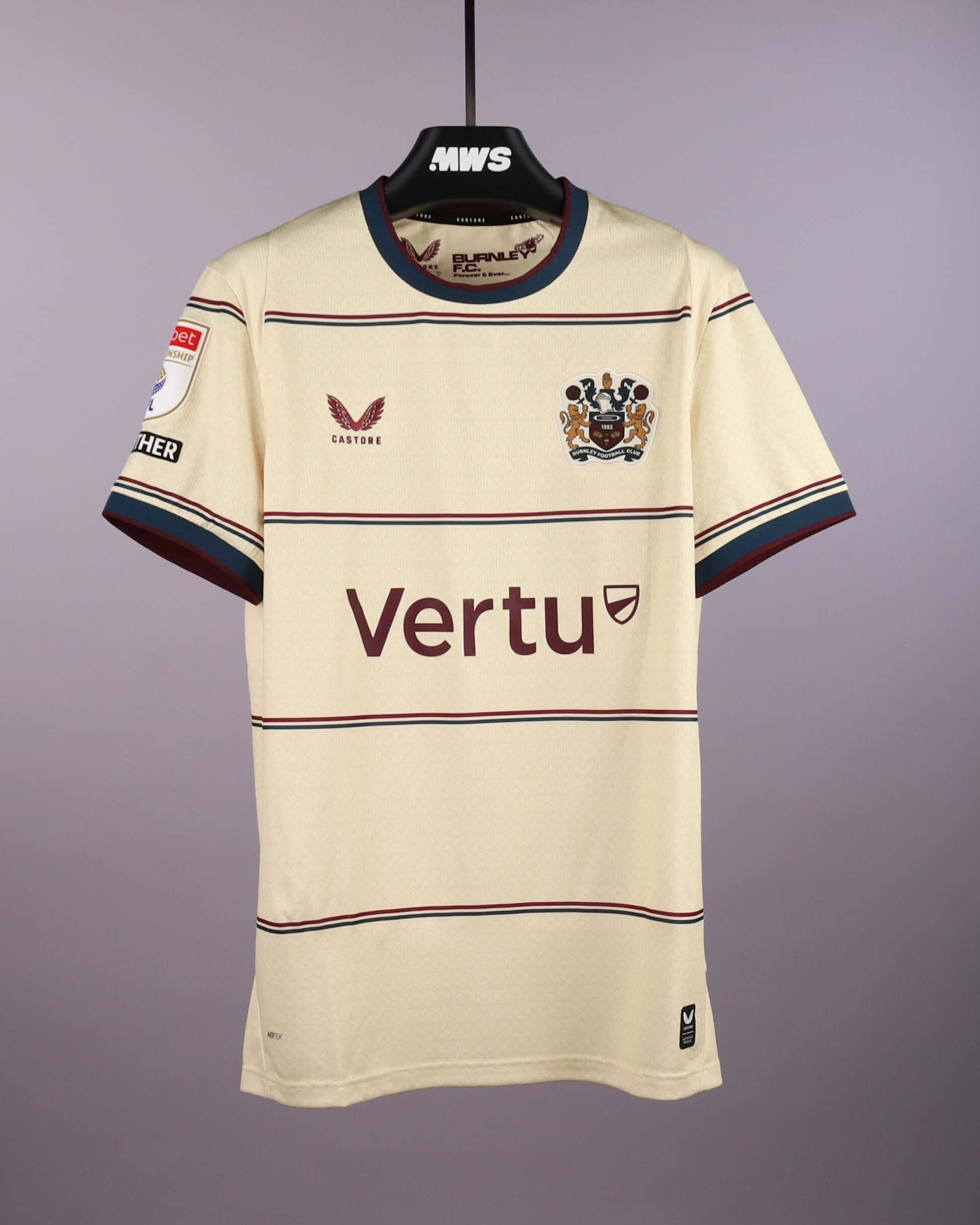 Mohamed Amdouni Burnley jersey