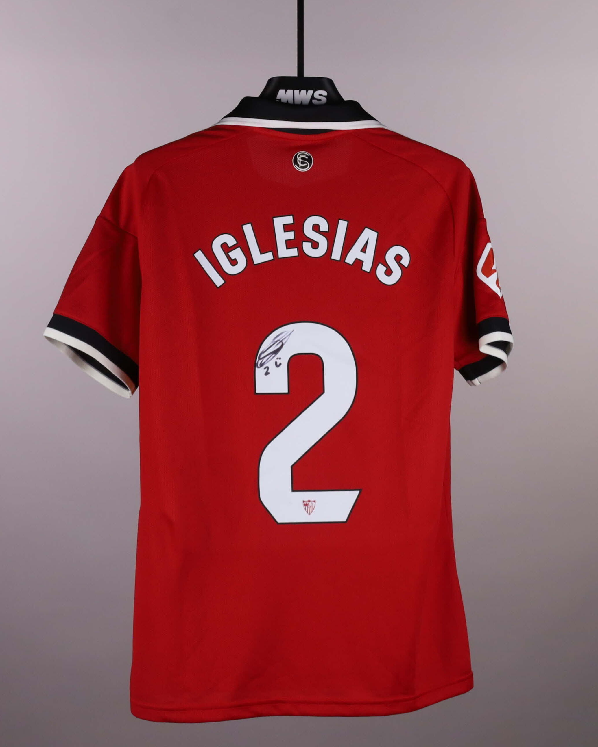 Sevilla FC-Trikot von Juan Iglesias