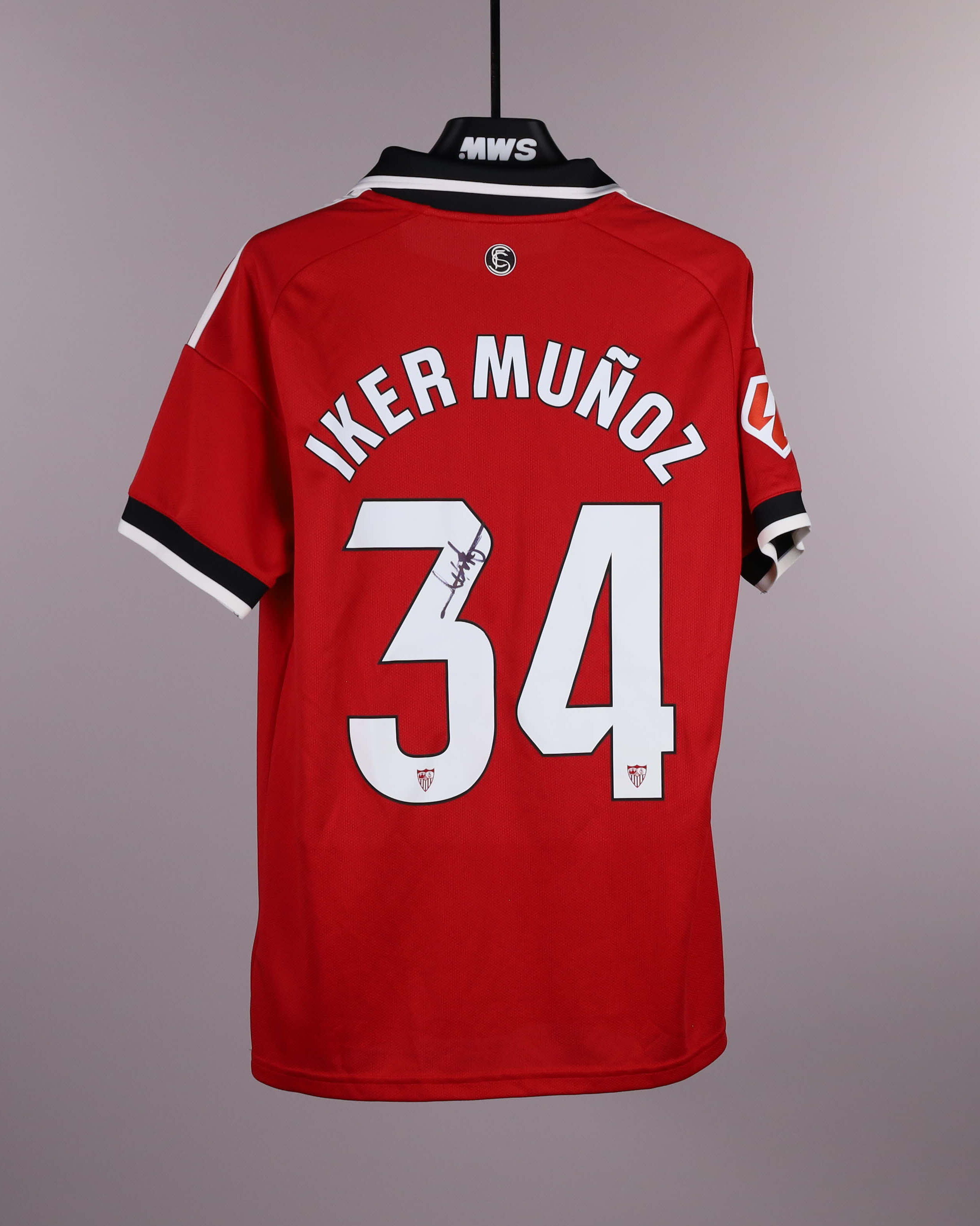 Iker Ortín Sevilla FC camisa.