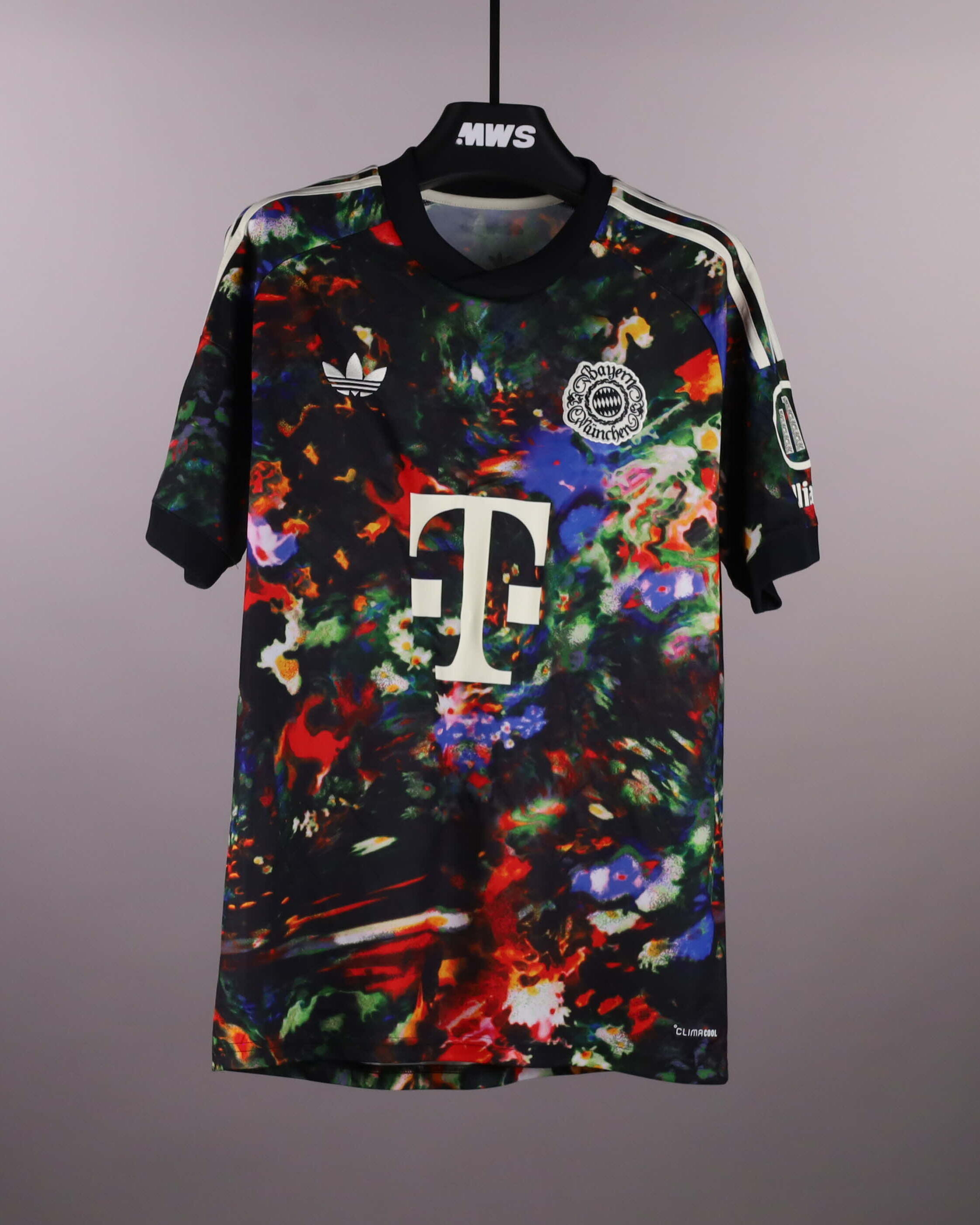 Jonathan Tah FC Bayern München shirt