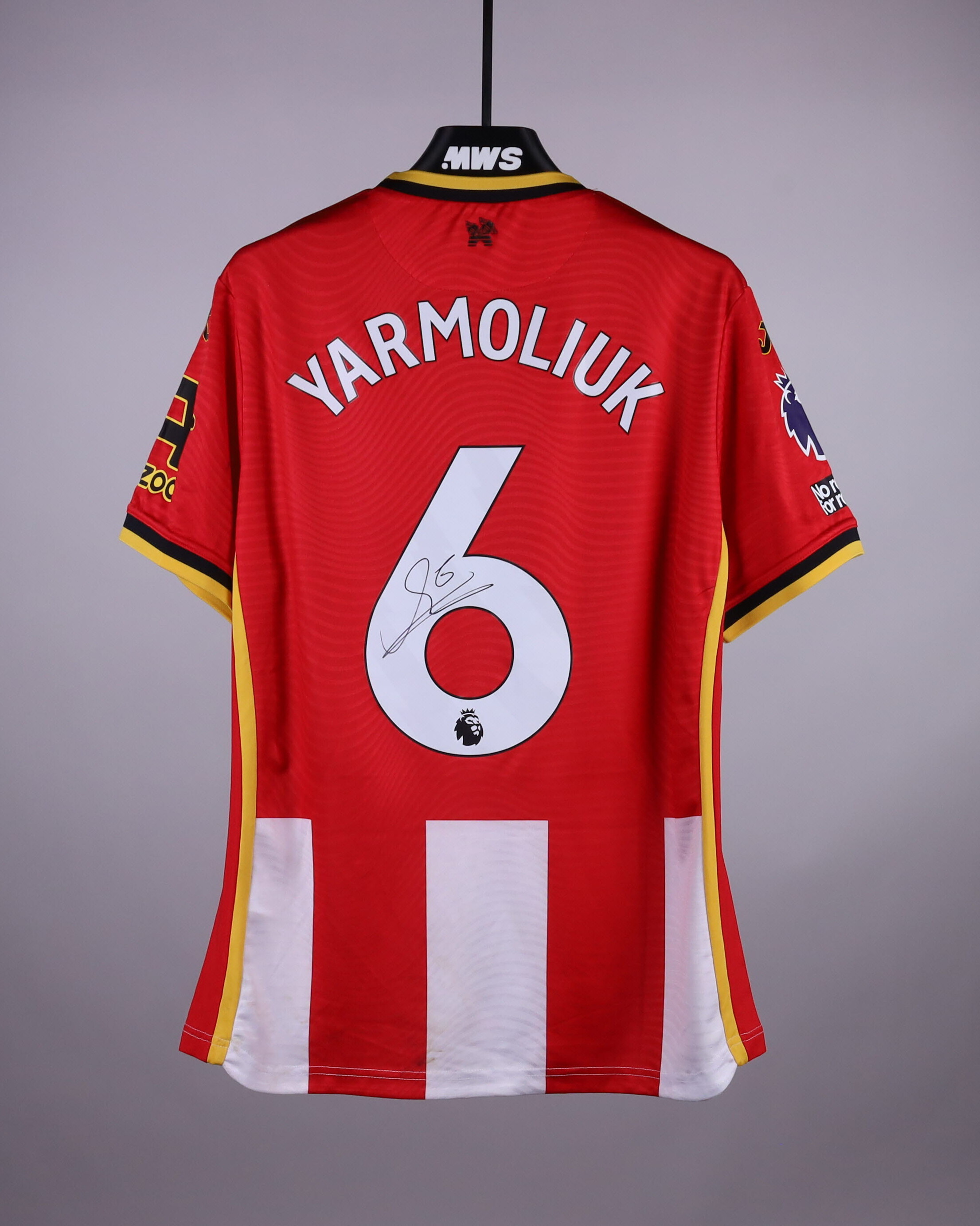Yehor Yarmolyuk Brentford jersey