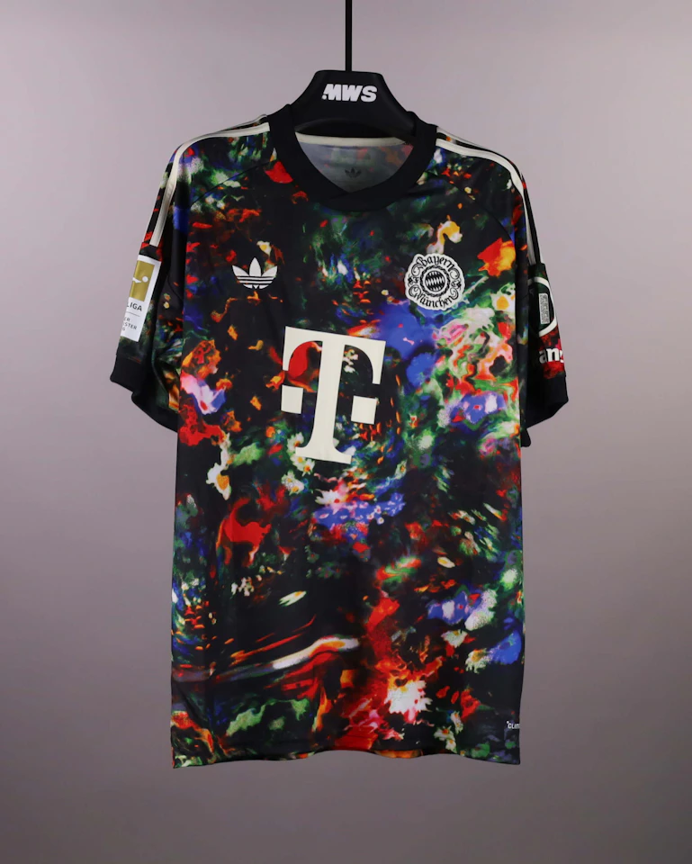 Ismael Saibari FC Bayern München shirt
