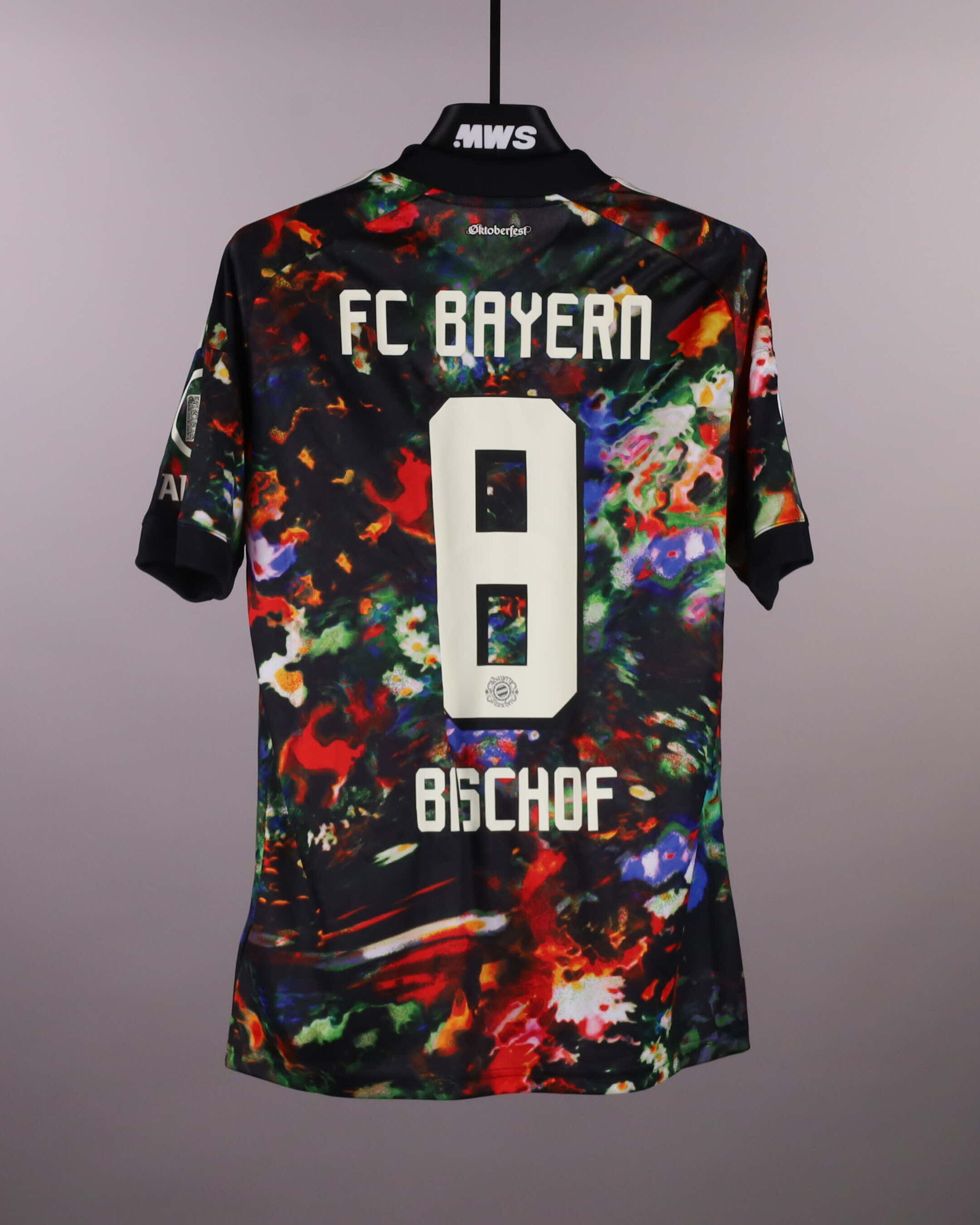 Tom Bischof FC Bayern München shirt