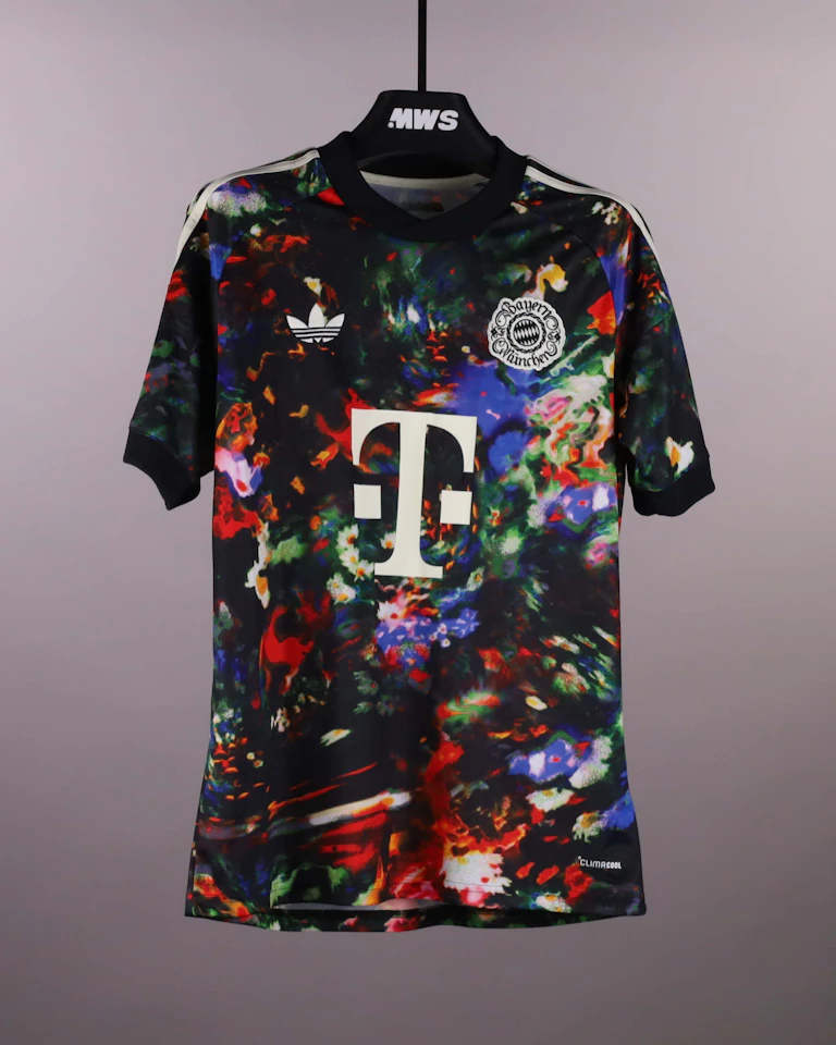 Tom Bischof FC Bayern München shirt