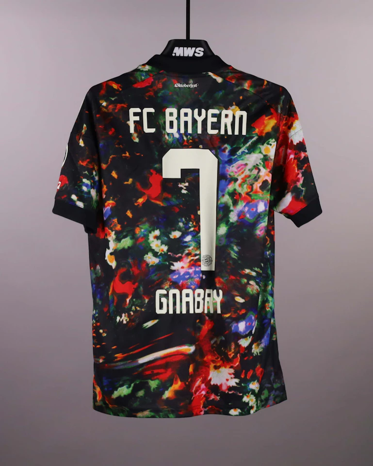 Serge Gnabry FC Bayern München shirt