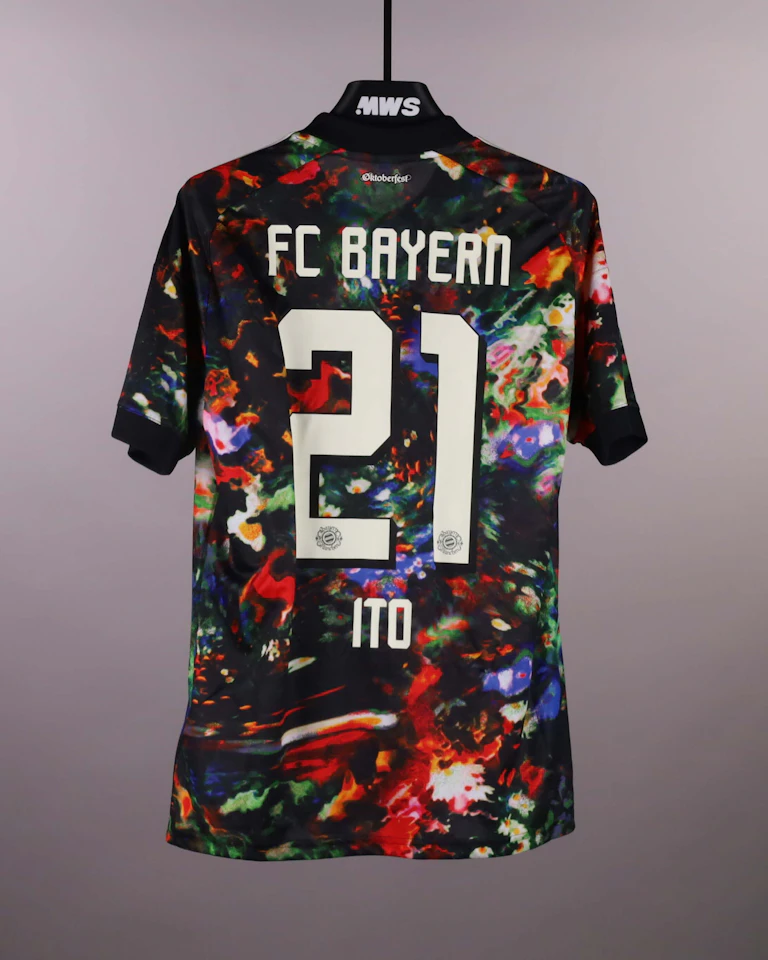 Hiroki Ito 伊藤洋輝 FC Bayern München shirt