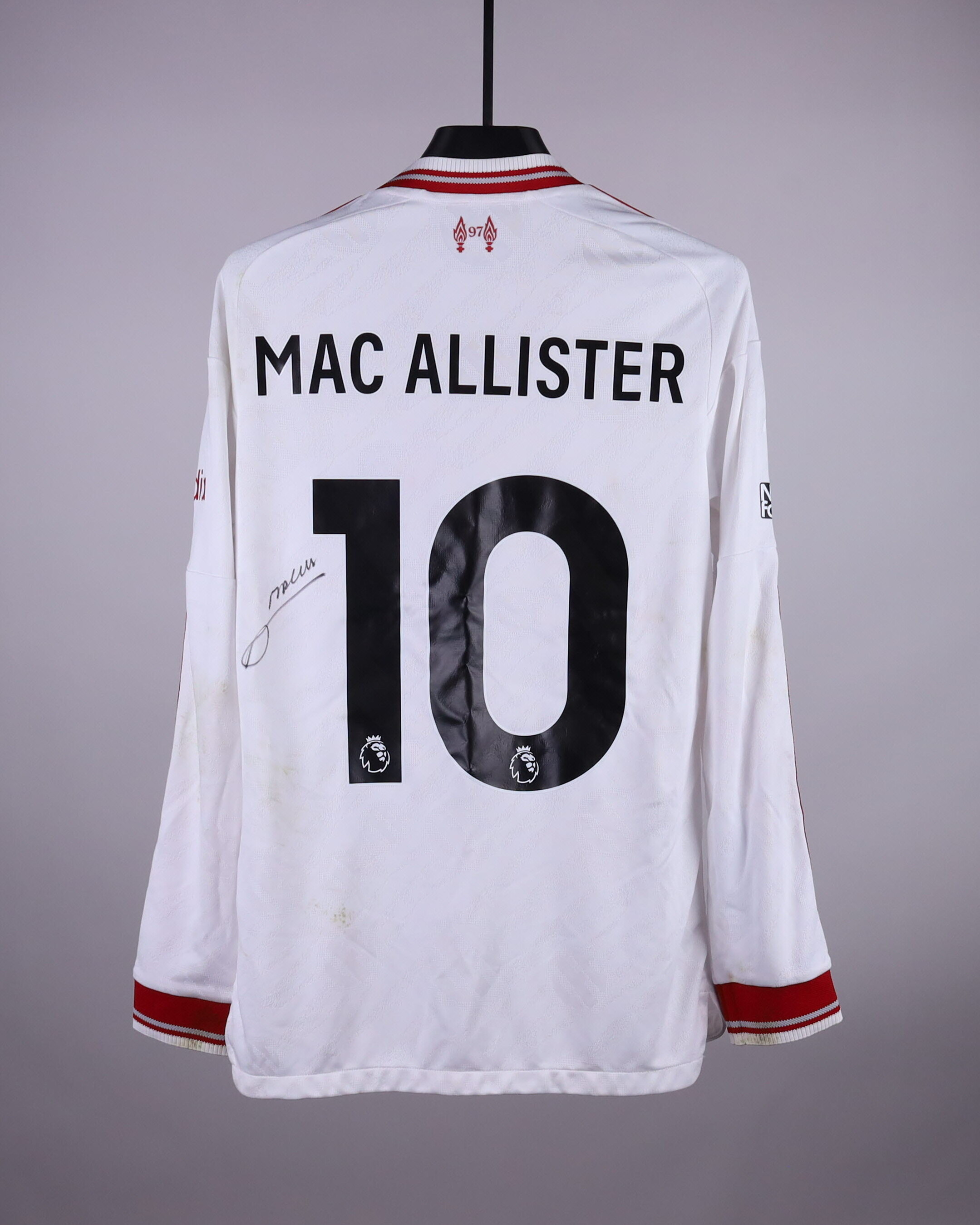 Alexis Mac Allister Liverpool shirt