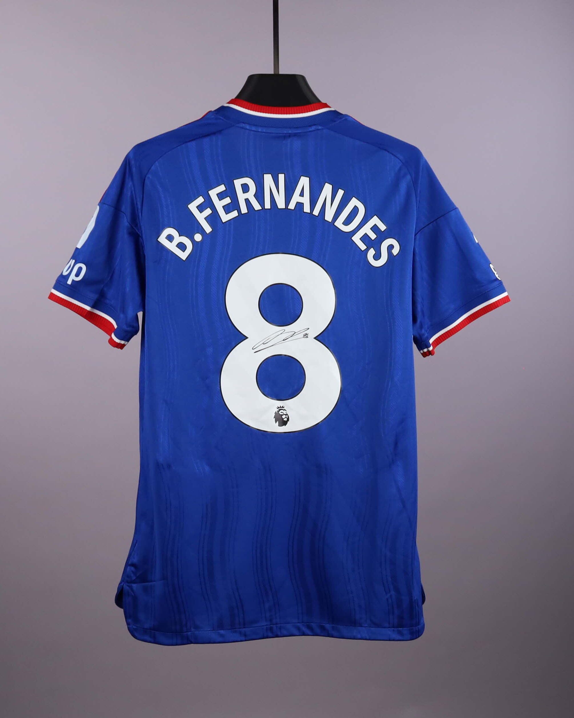 Manchester United 팀의 Bruno Fernandes 셔츠