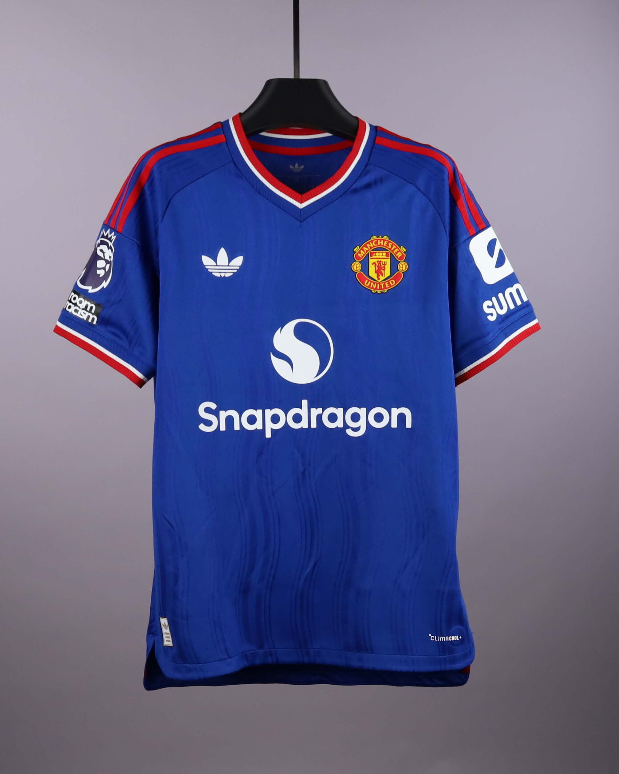 Manchester United 팀의 Diogo Dalot 셔츠