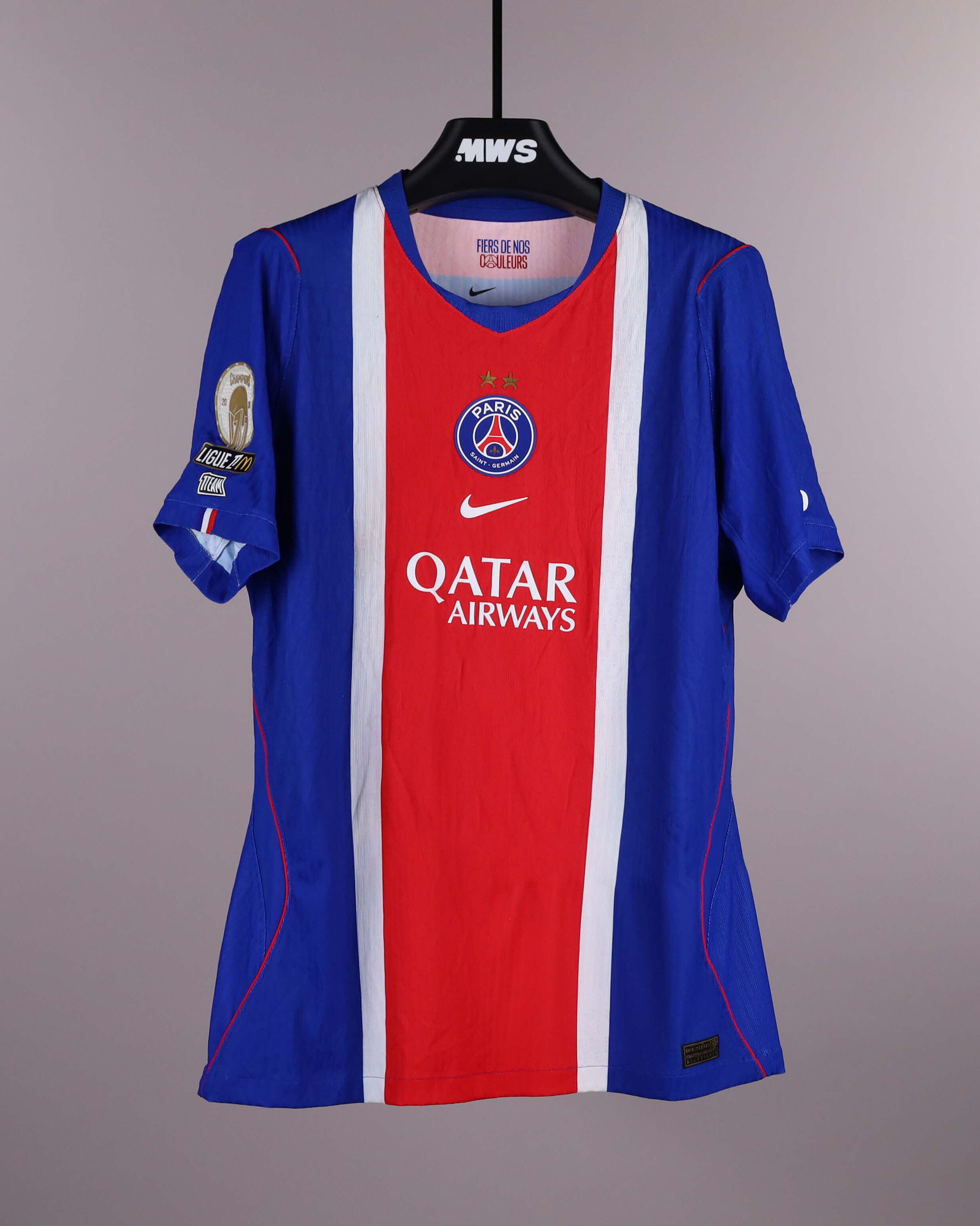 João Neves Paris Saint-Germain shirt