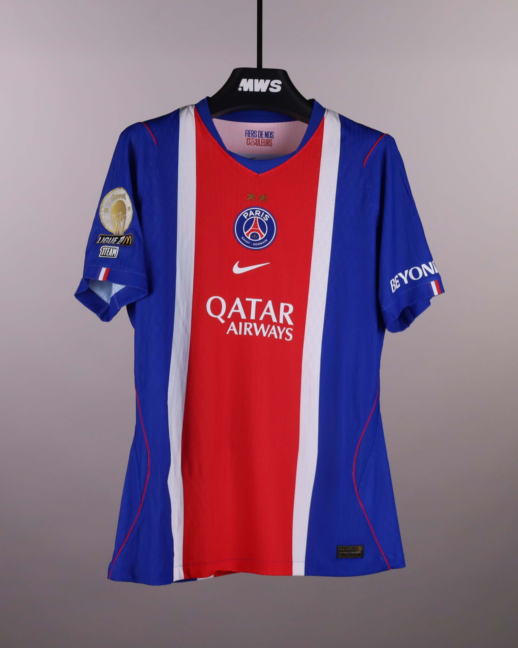 Dro Fernández Paris Saint-Germain shirt