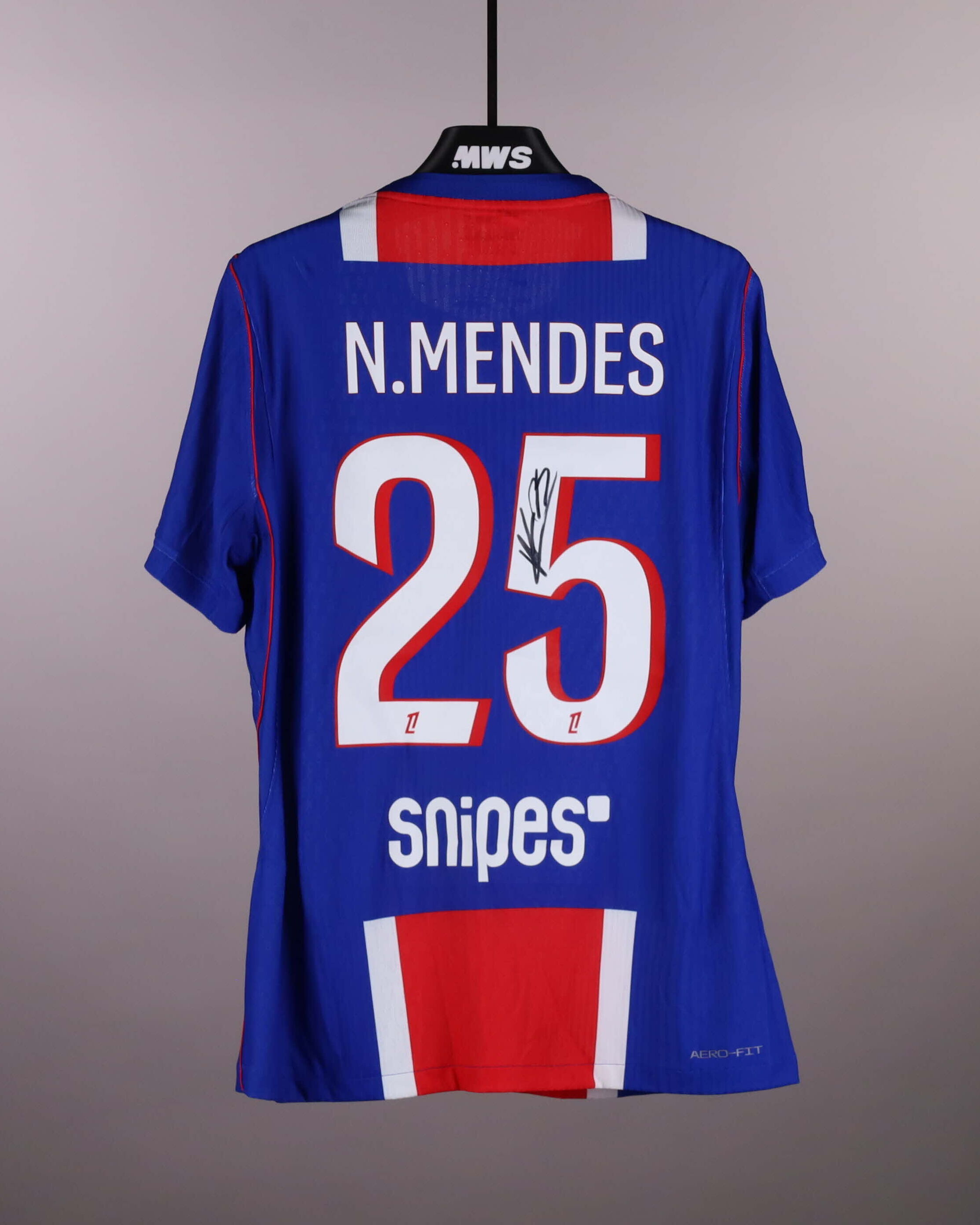 Nuno Mendes Paris Saint-Germain shirt
