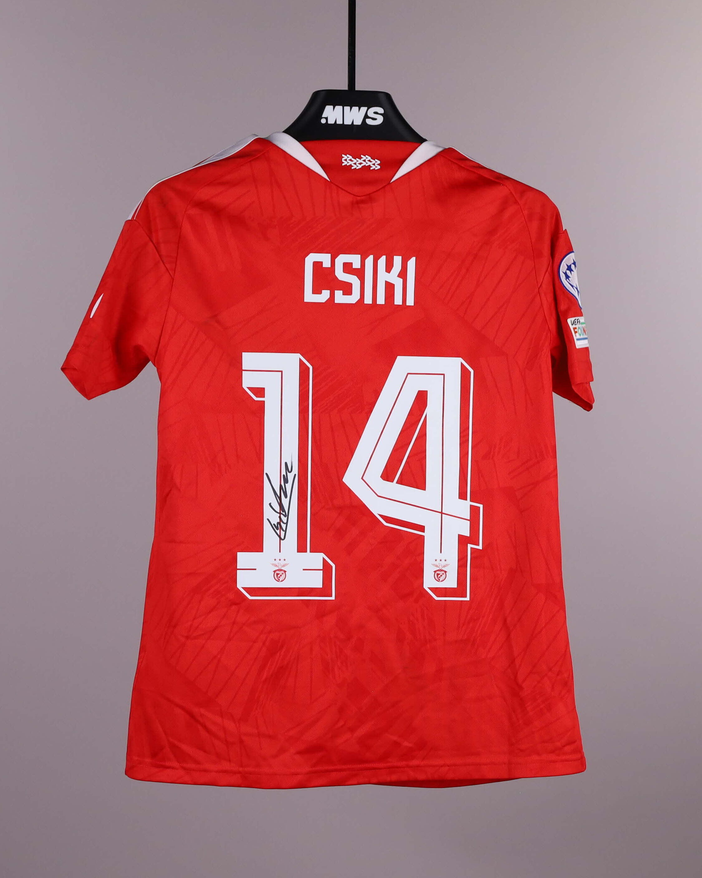 Anna Csiki SL Benfica W jersey