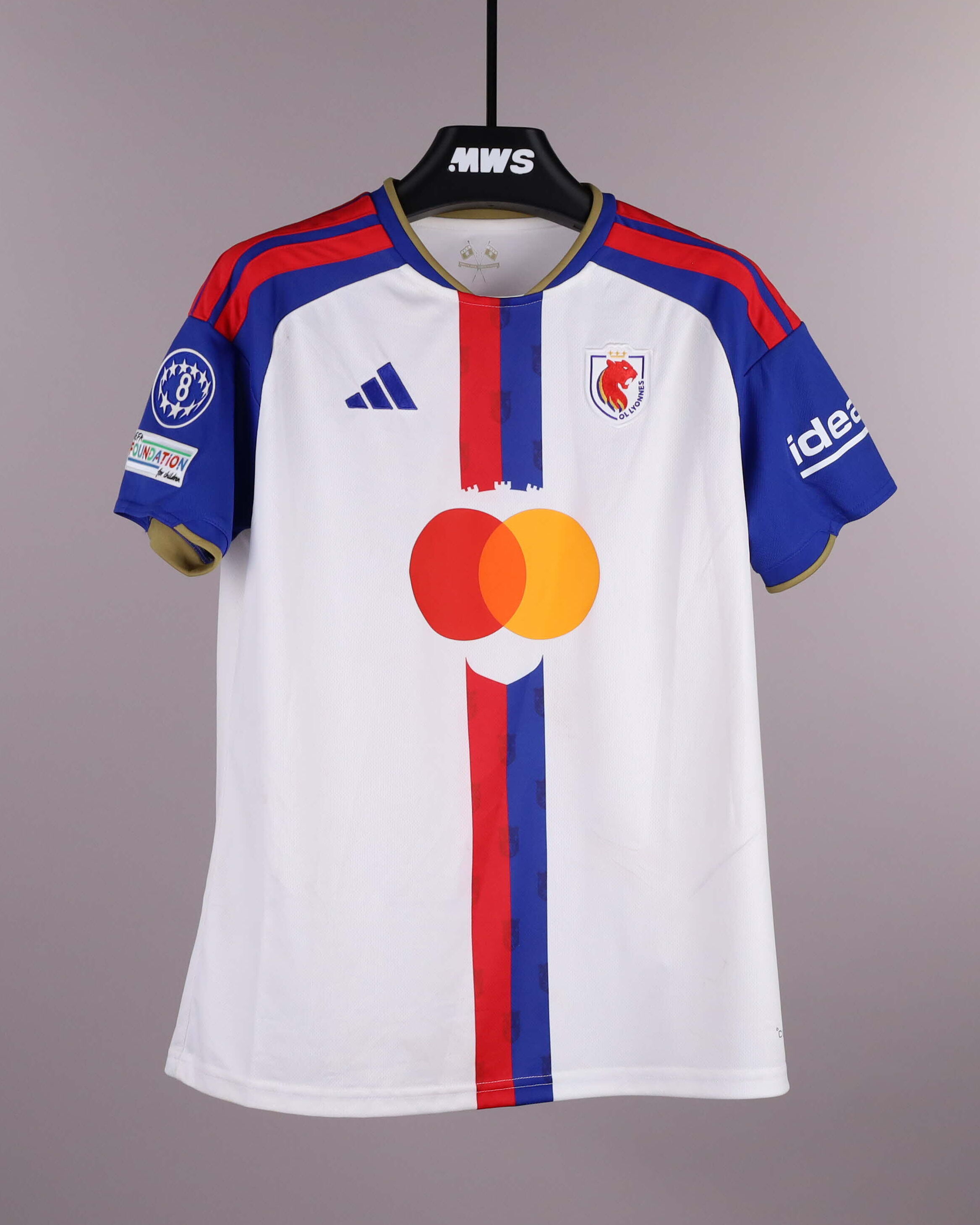Lily Yohannes OL Lyonnes jersey