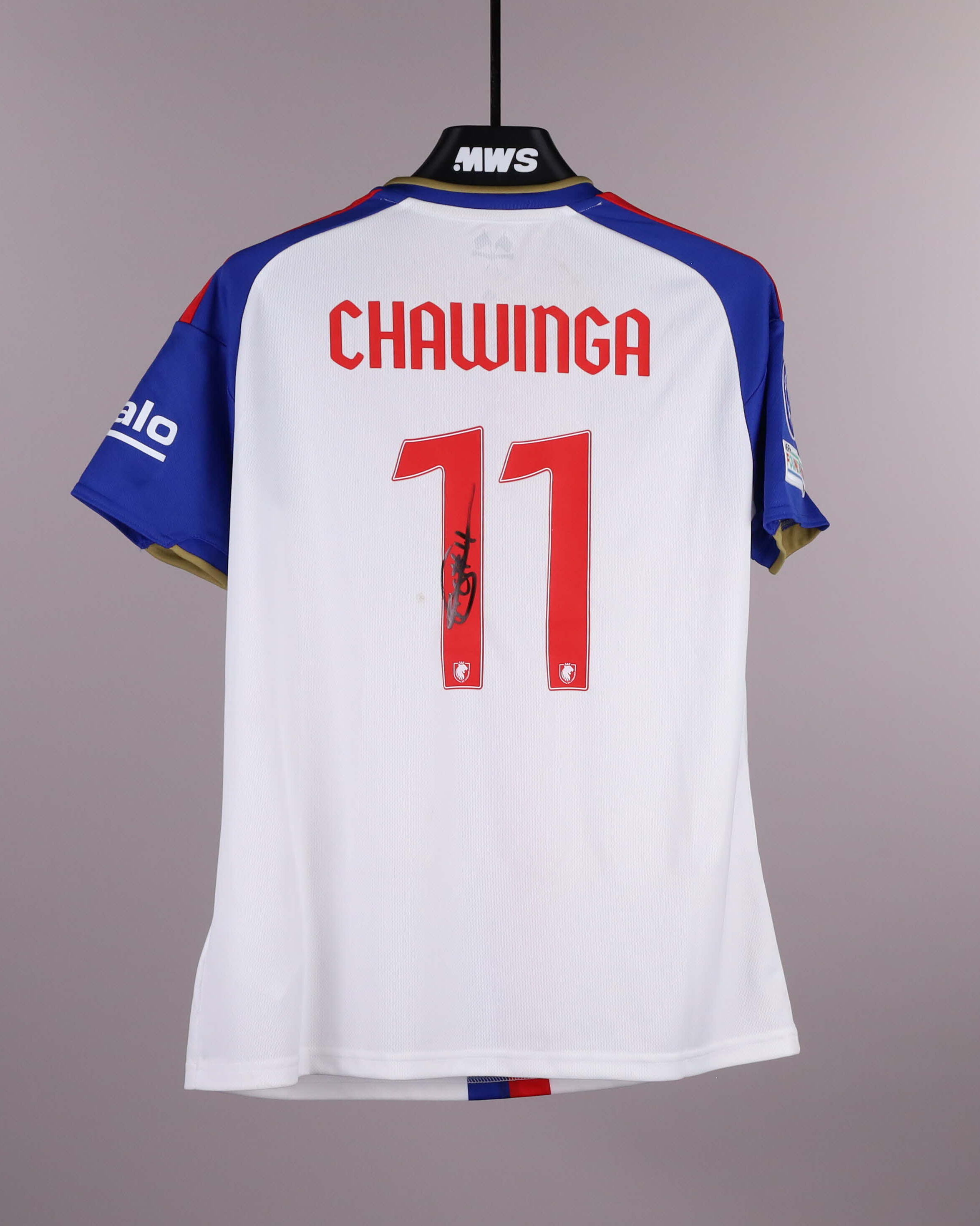 Tabitha Chawinga OL Lyonnes shirt