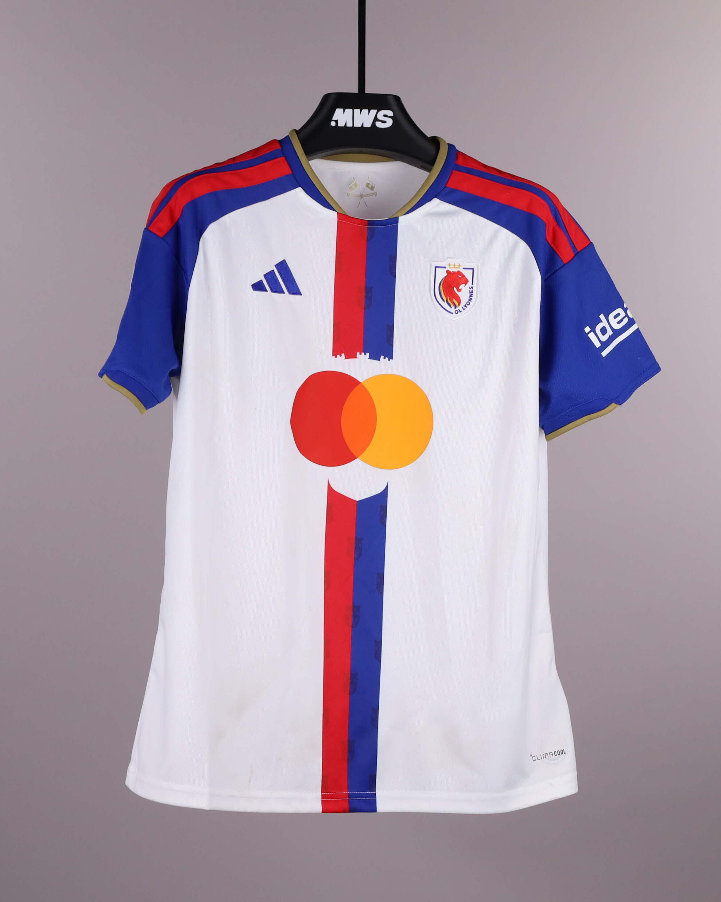 Tabitha Chawinga OL Lyonnes shirt