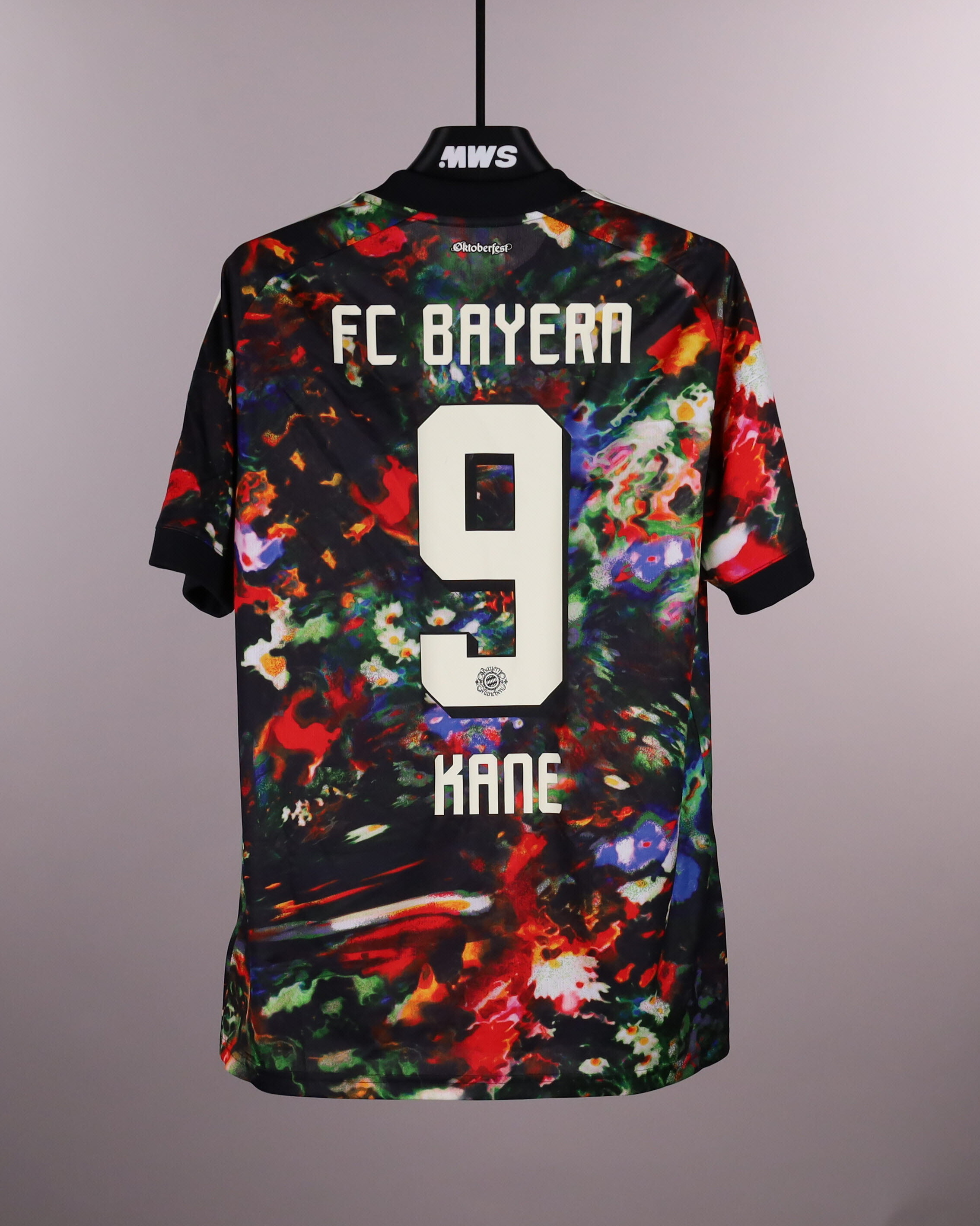 Harry Kane FC Bayern München shirt