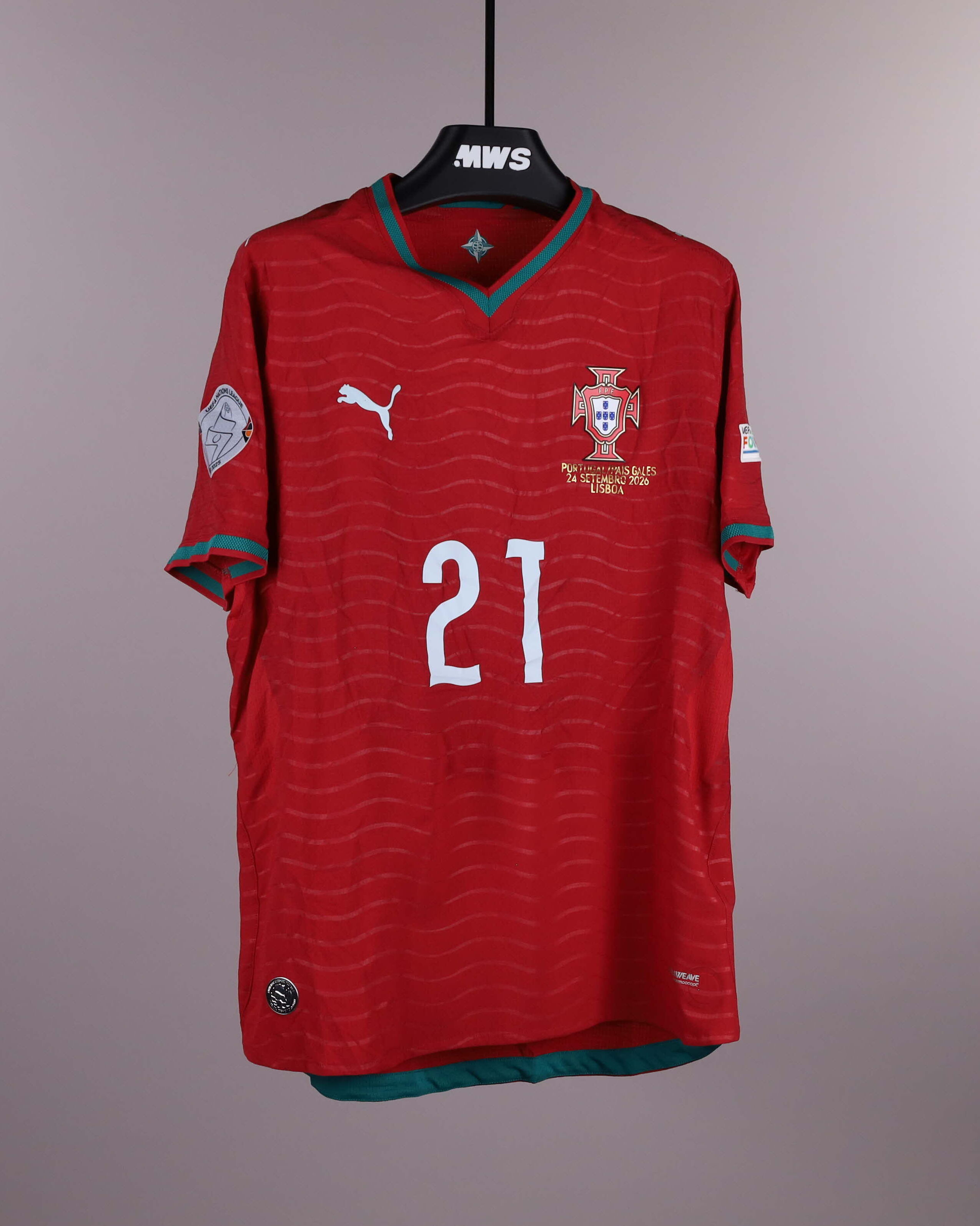 Rúben Neves Portugal のシャツ