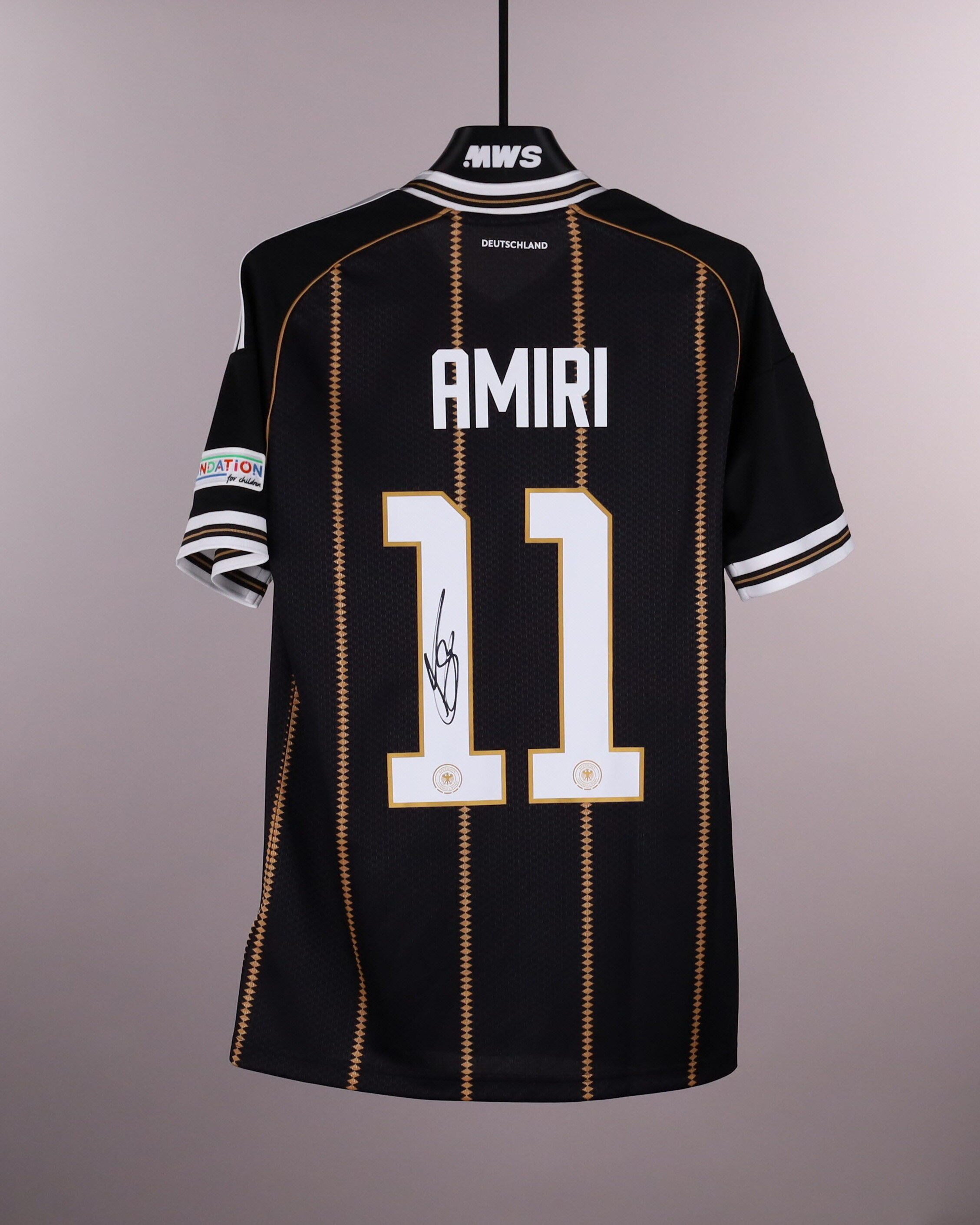 Nadiem Amiri Germany jersey