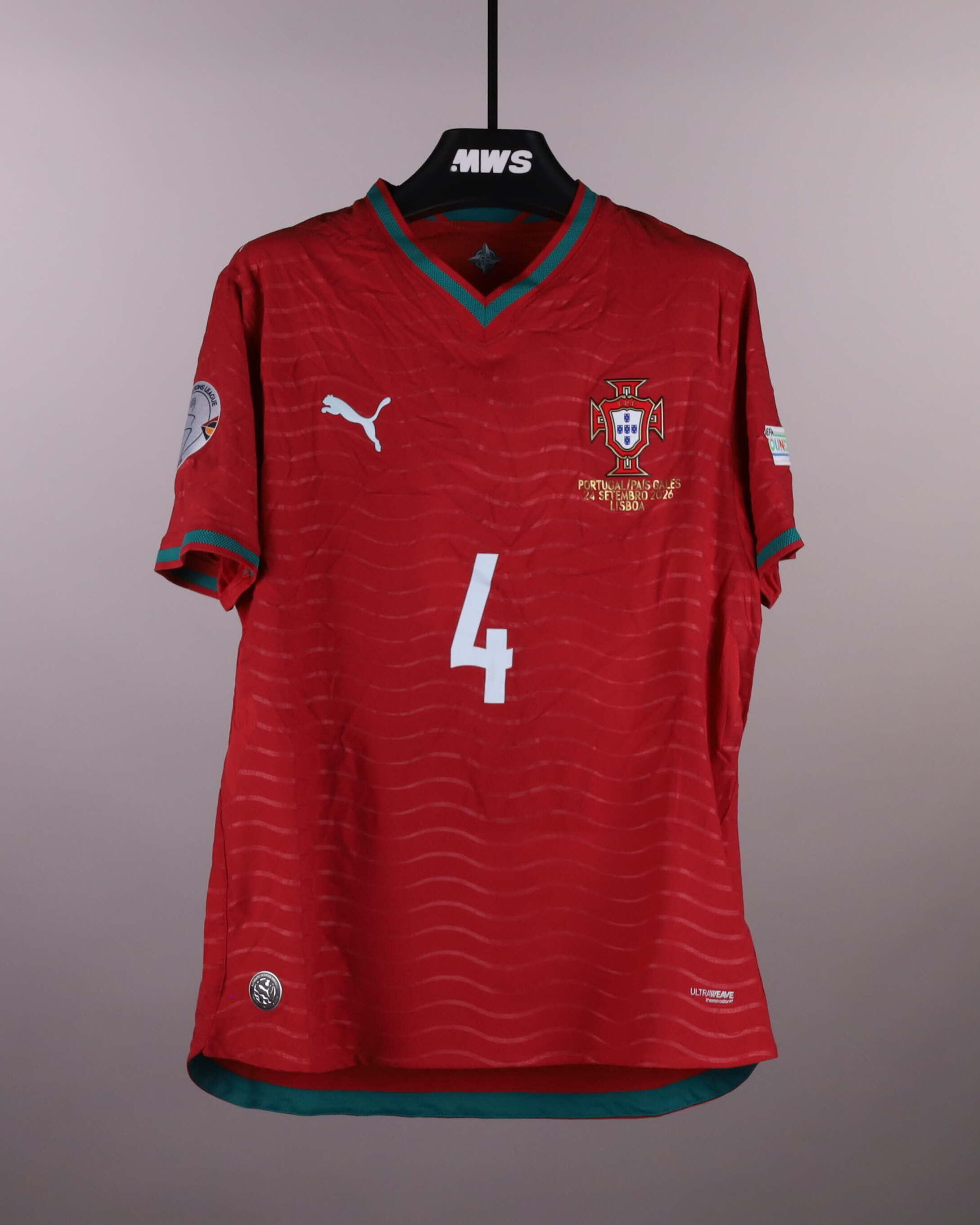 来自Portugal的Tomás Araújo球衣